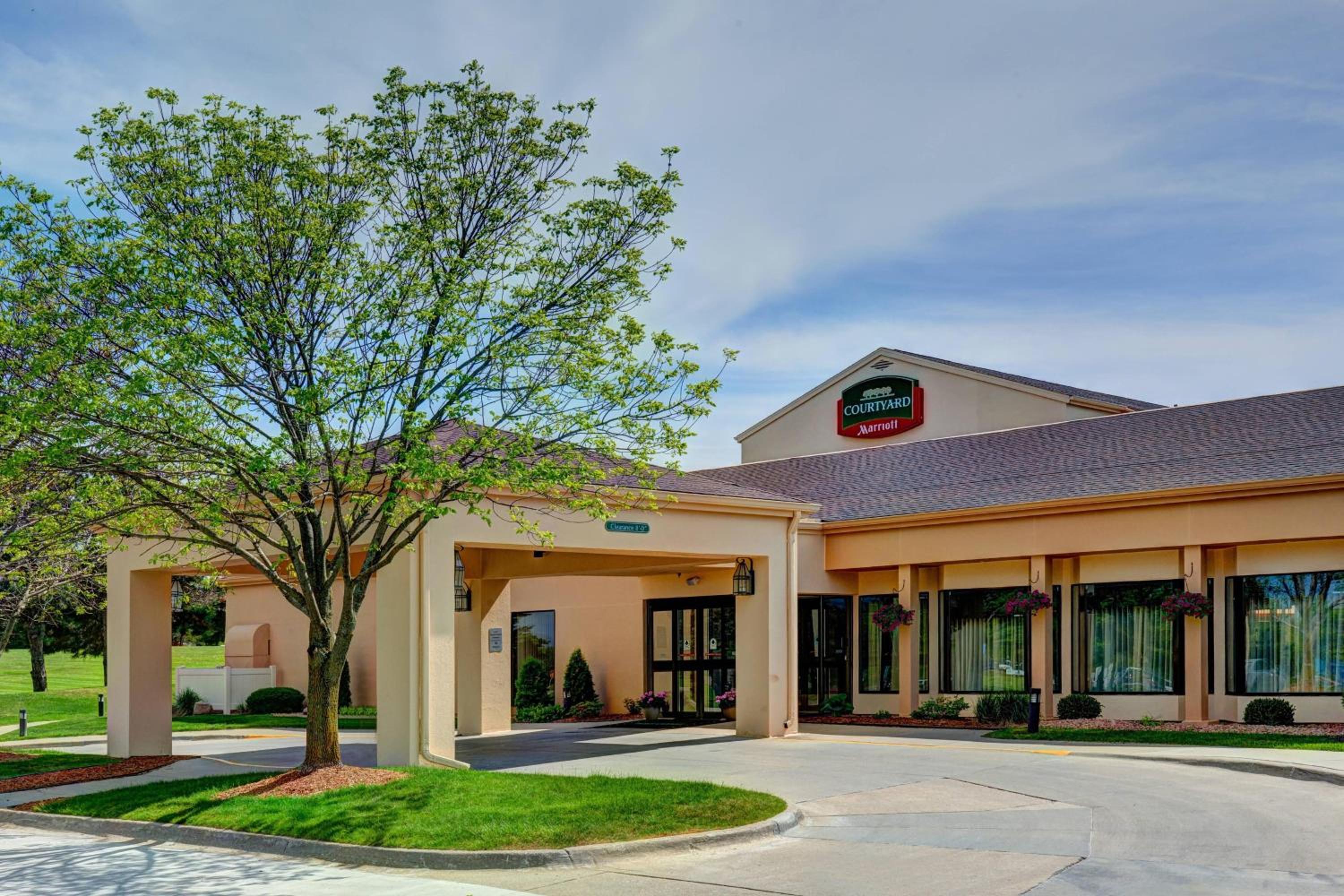 Courtyard Des Moines West/Clive - Property Image 27