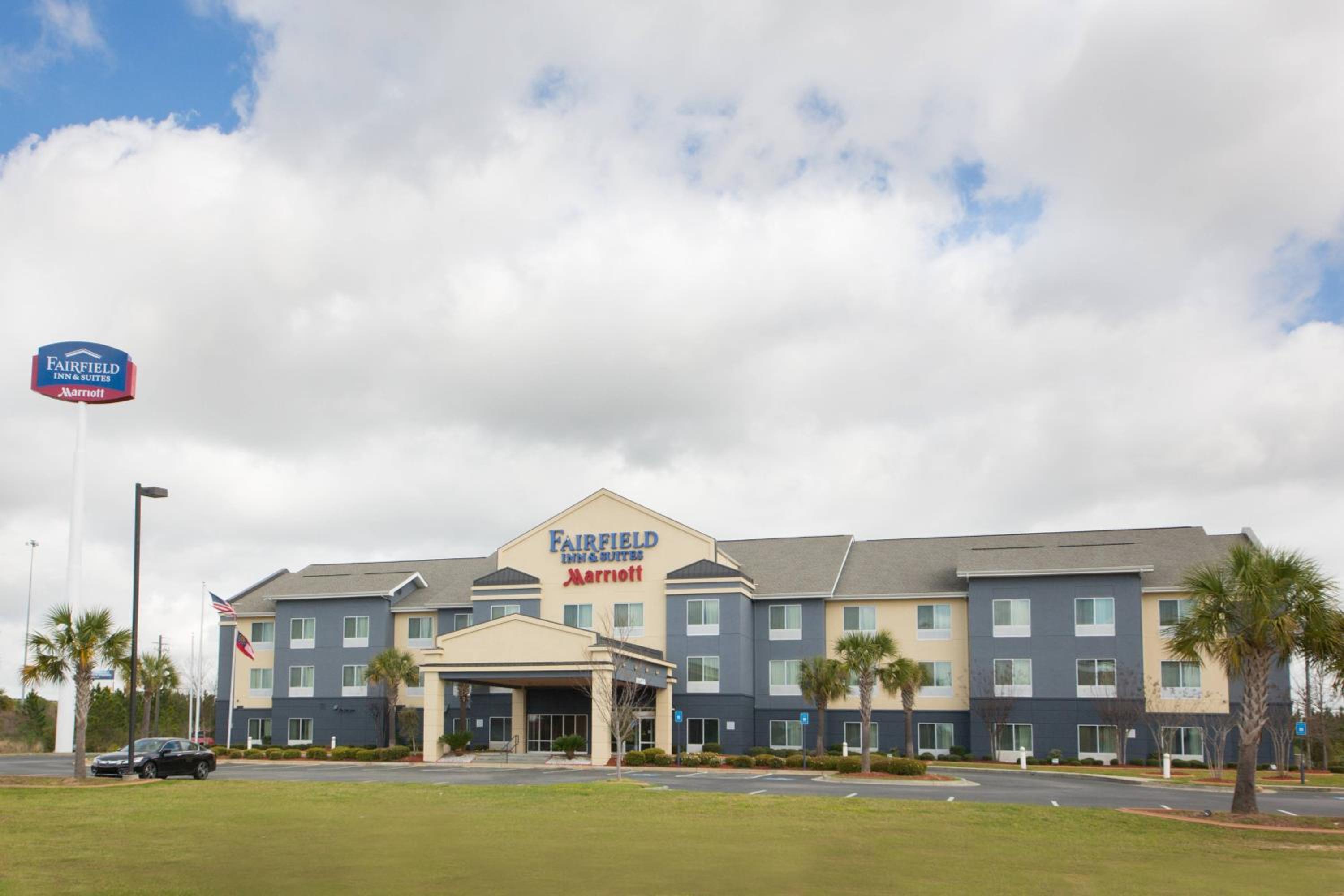 Cordele Vacations - Fairfield Inn  Suites by Marriott Cordele - Property Image 1