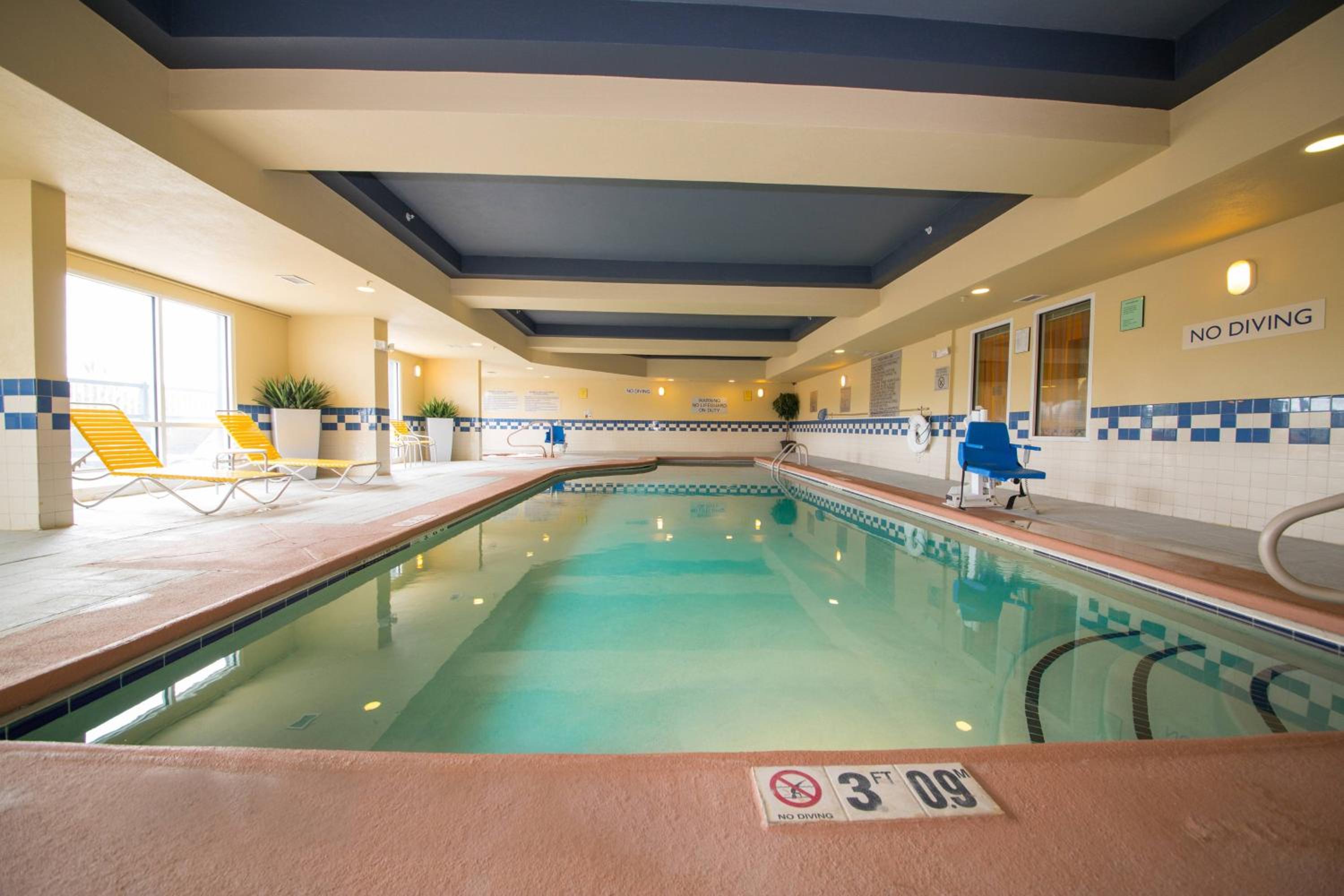 Cordele Vacations - Fairfield Inn  Suites by Marriott Cordele - Property Image 10
