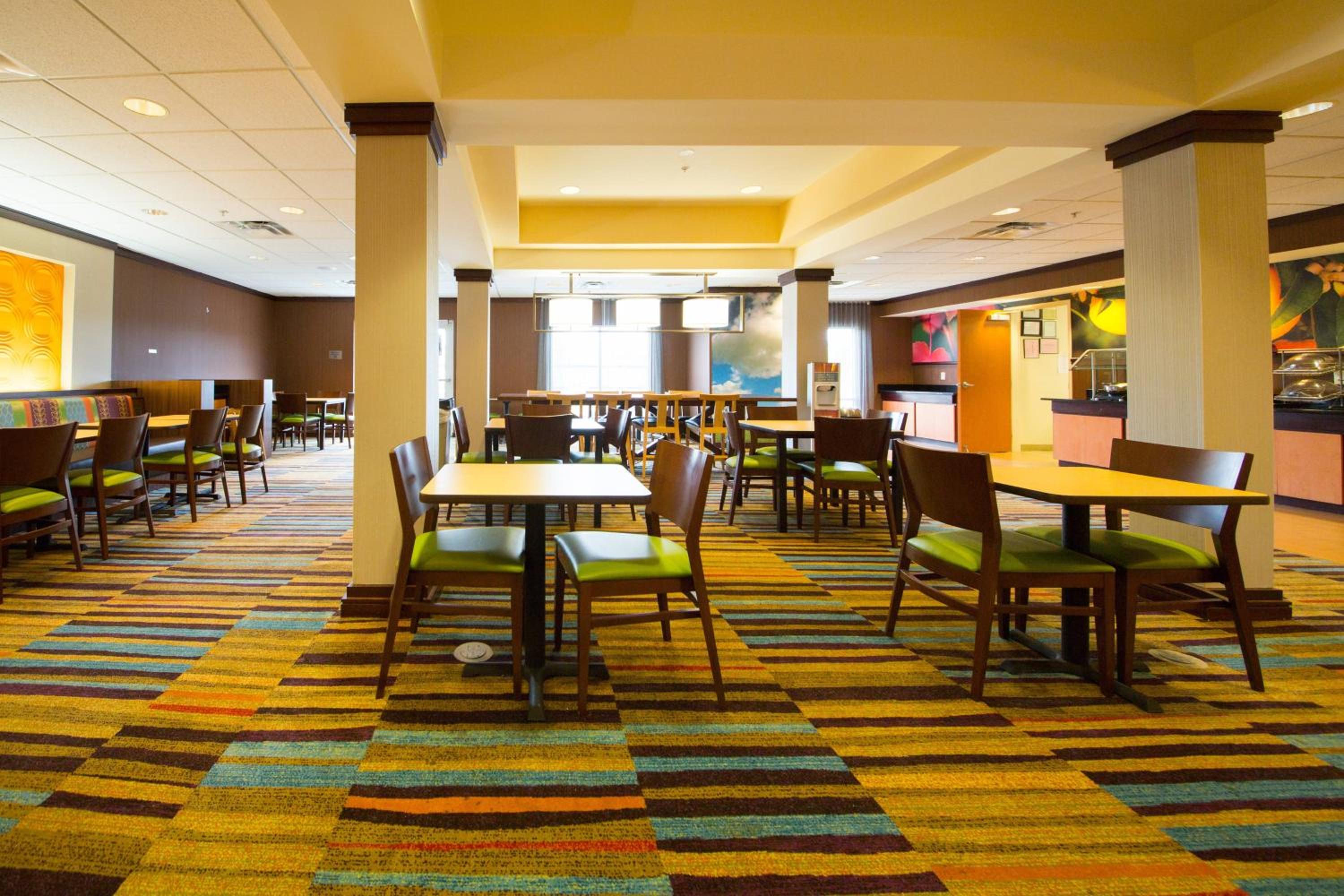 Cordele Vacations - Fairfield Inn  Suites by Marriott Cordele - Property Image 8