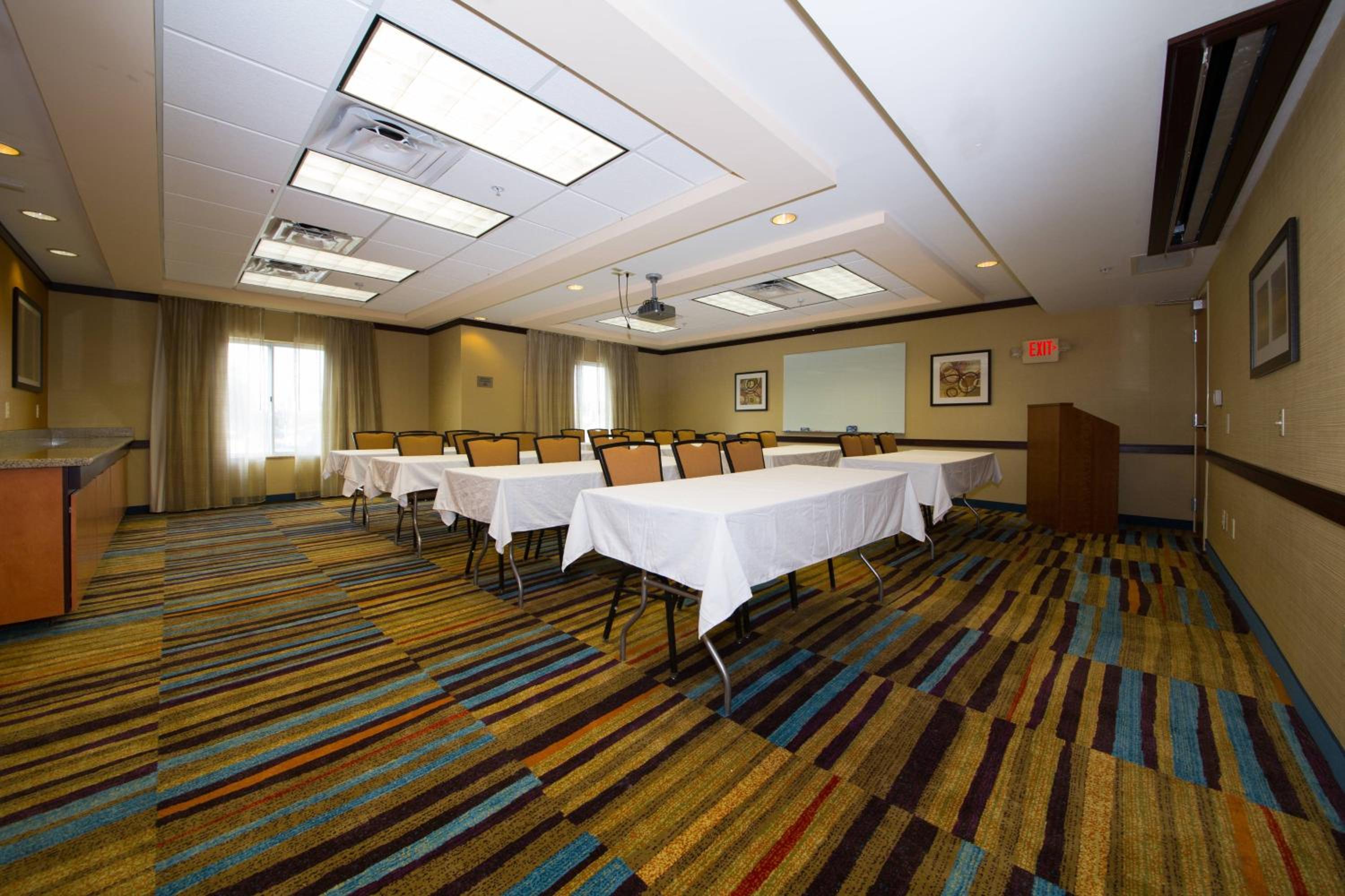Cordele Vacations - Fairfield Inn  Suites by Marriott Cordele - Property Image 12