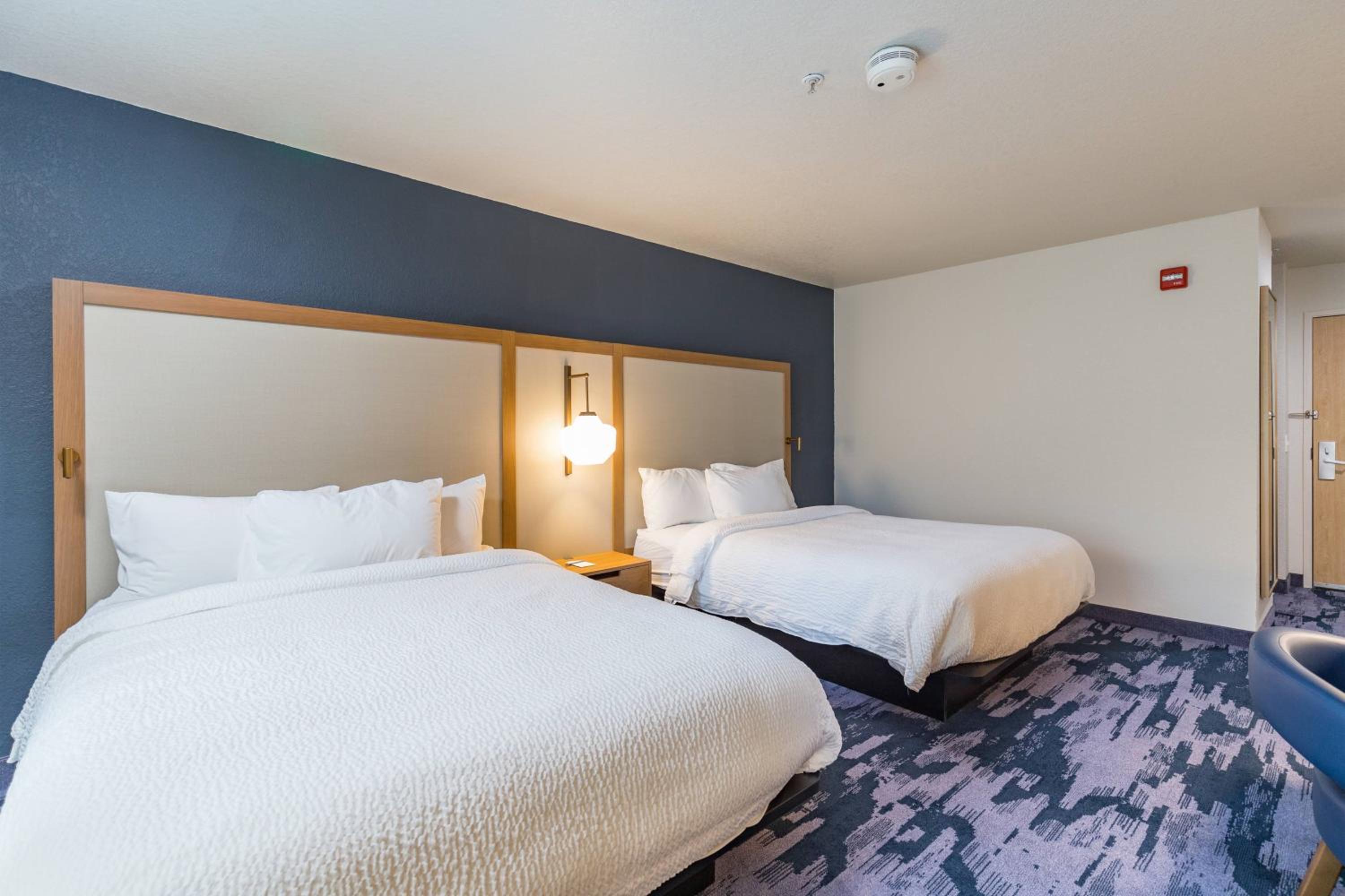 Tampa Vacations - Fairfield Inn and Suites by Marriott Tampa North - Property Image 4