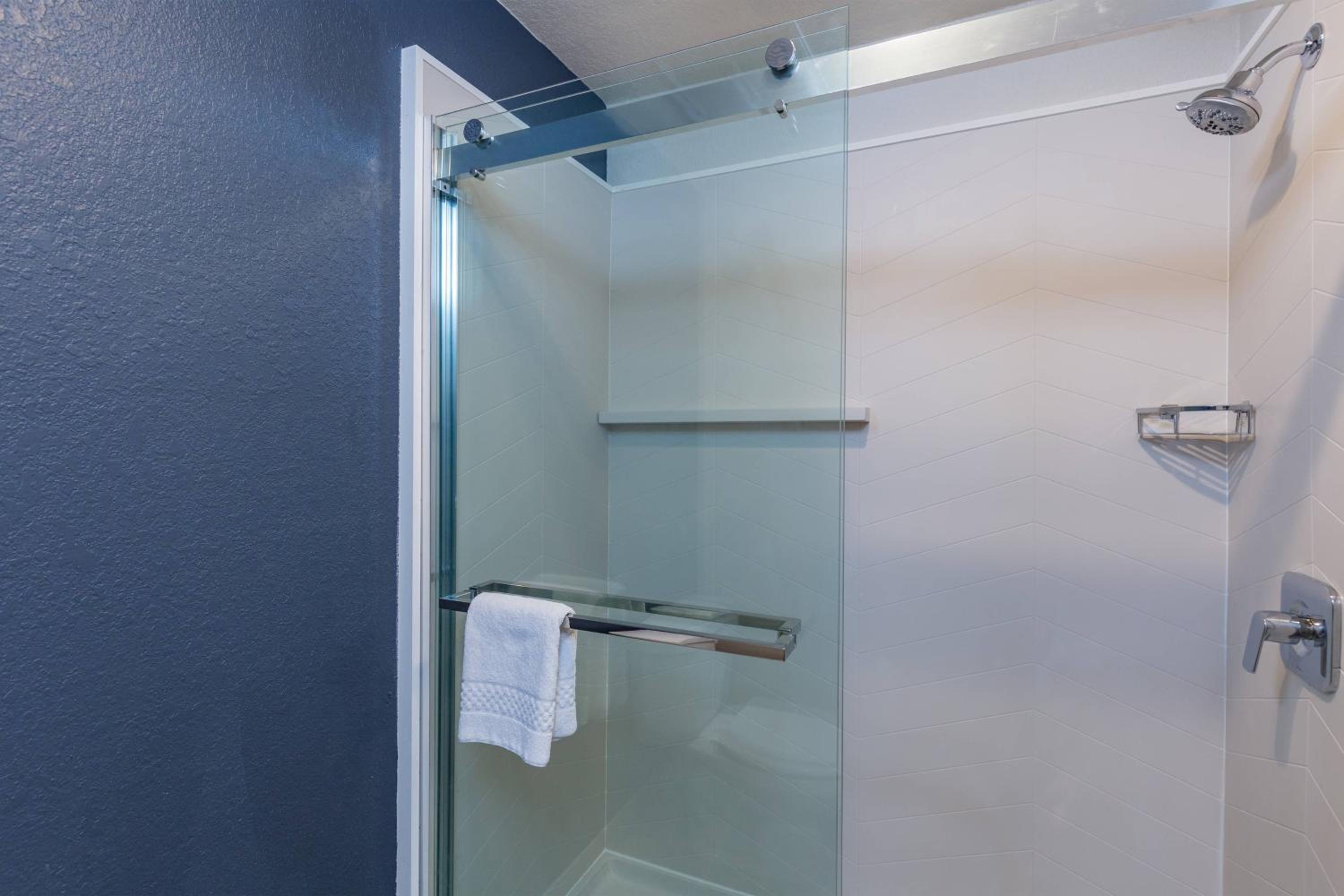 Tampa Vacations - Fairfield Inn and Suites by Marriott Tampa North - Property Image 9