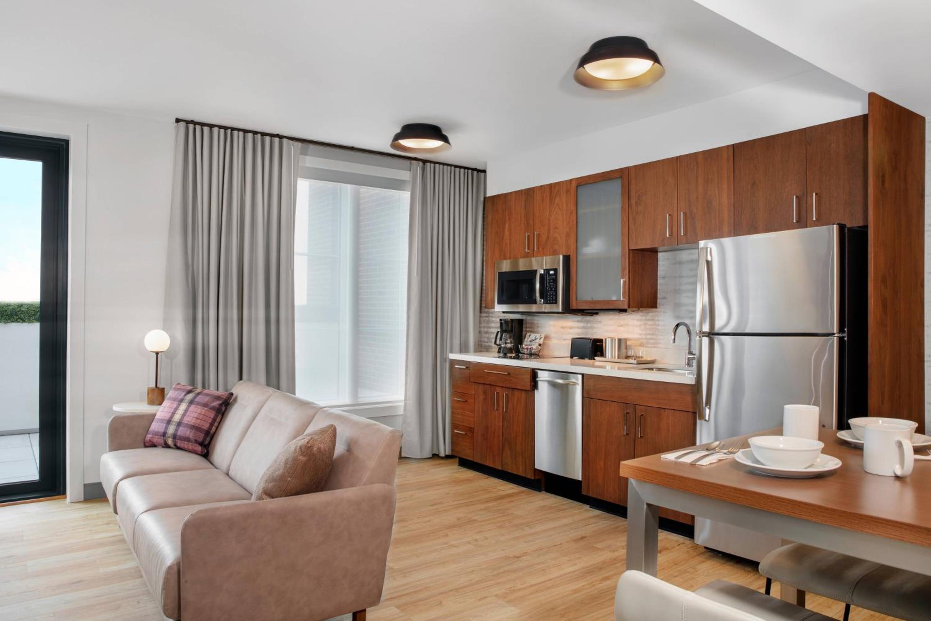 Norwalk CA Vacations - Residence Inn by Marriott Norwalk - Property Image 14