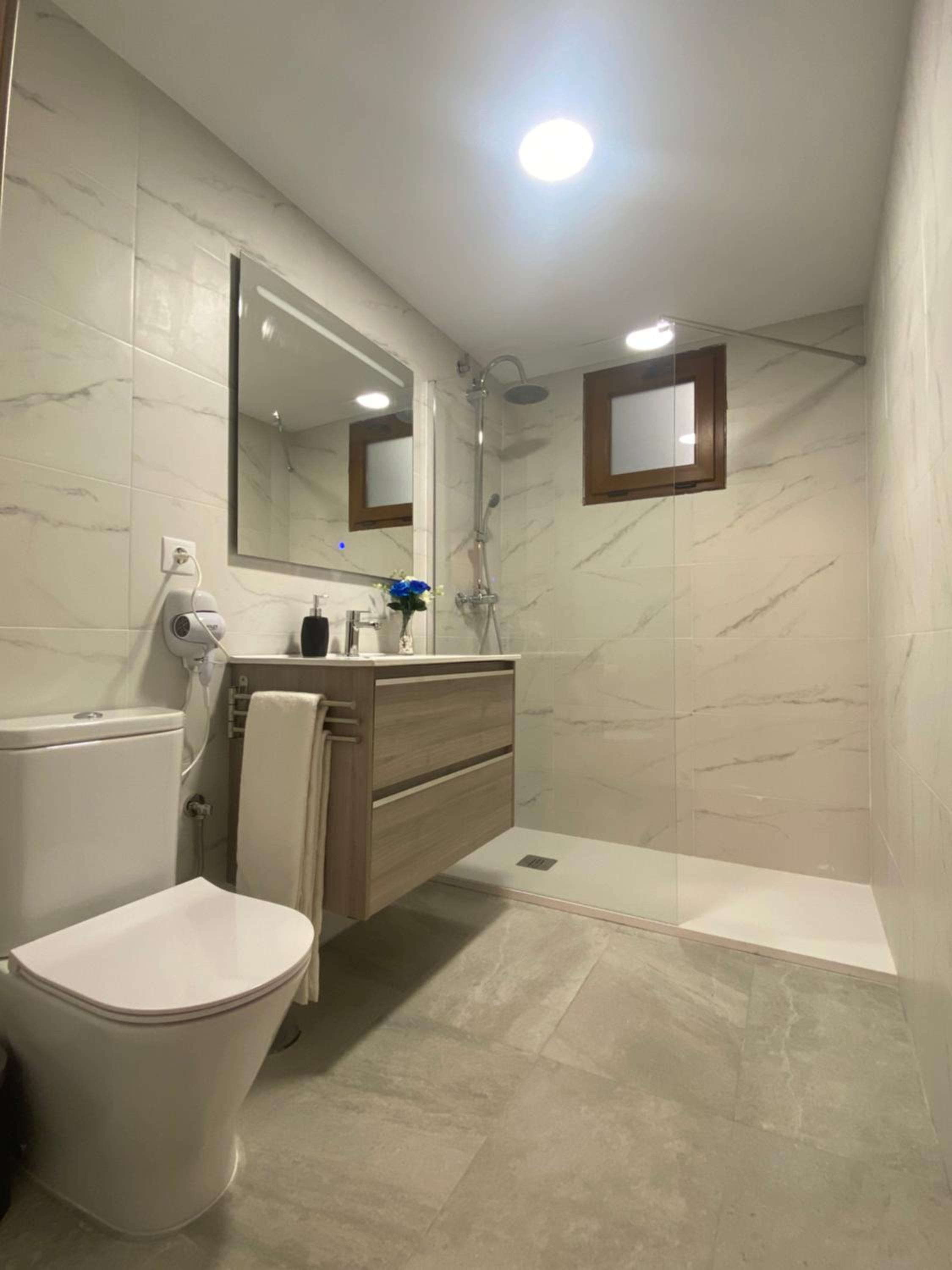 Suites Benalup Centro