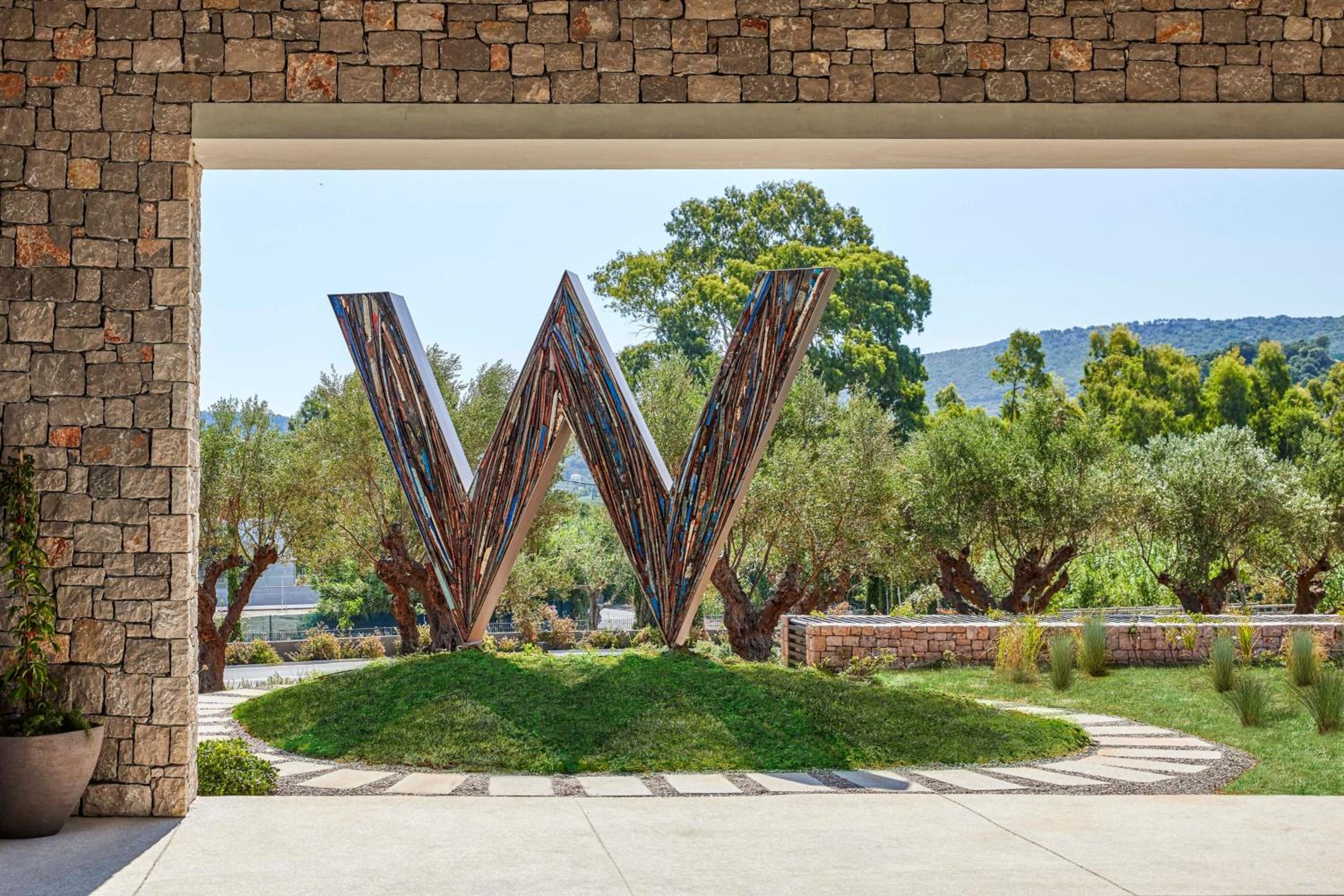 Hotel W Costa Navarino - Image 1