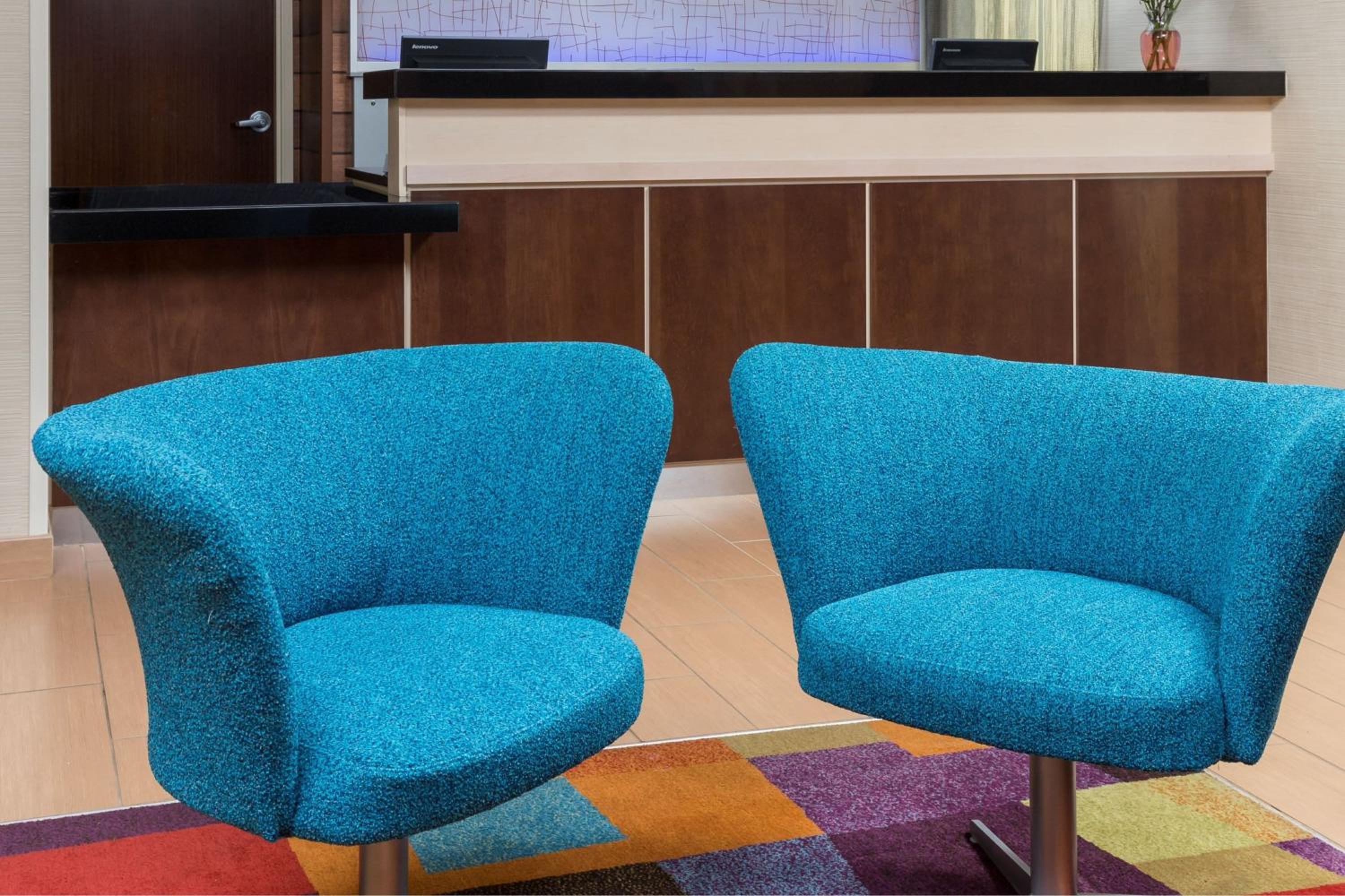 Galesburg Vacations - Fairfield Inn Suites by Marriott Galesburg - Property Image 21