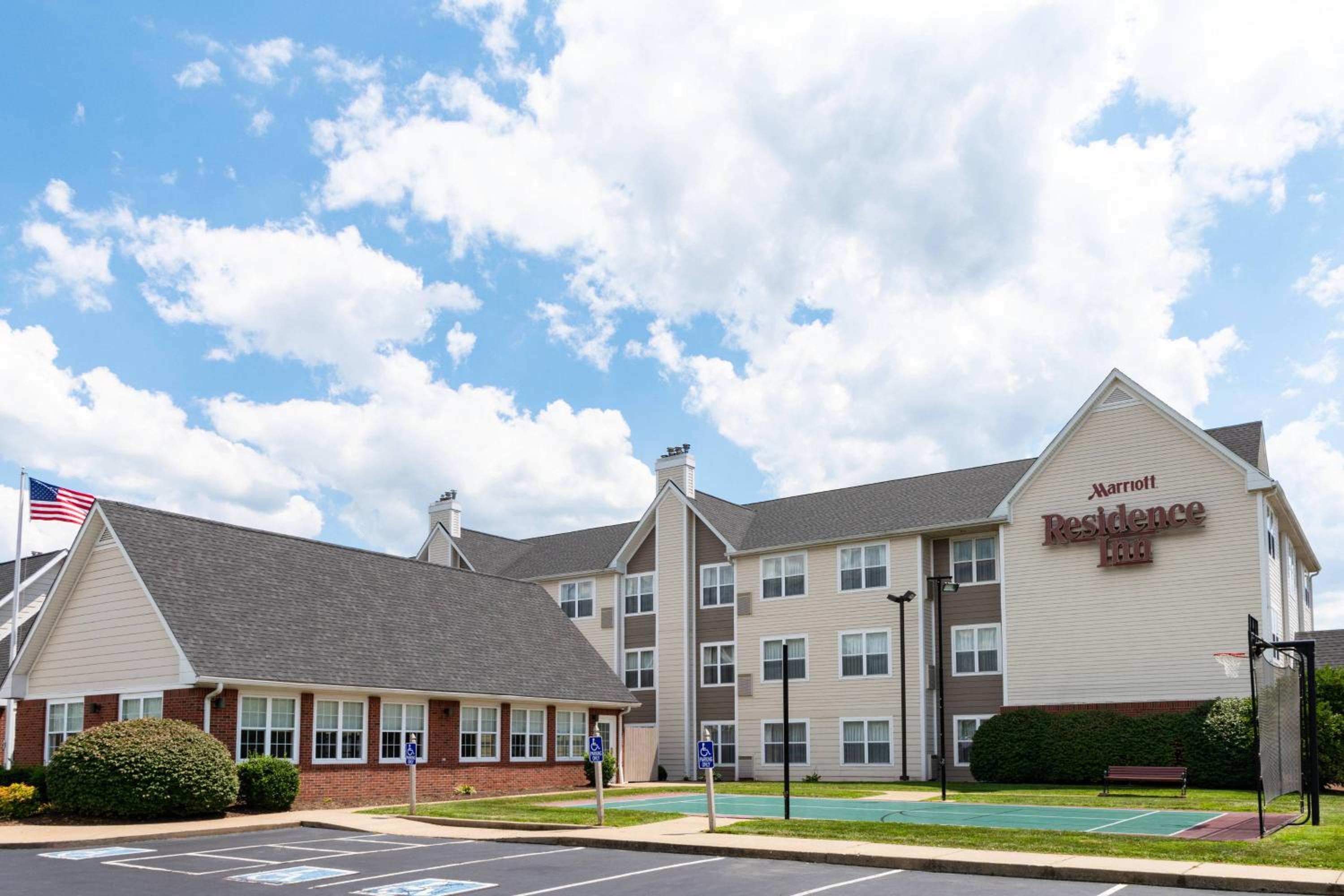 Hotel Residence Inn by Marriott Evansville East - Image 1