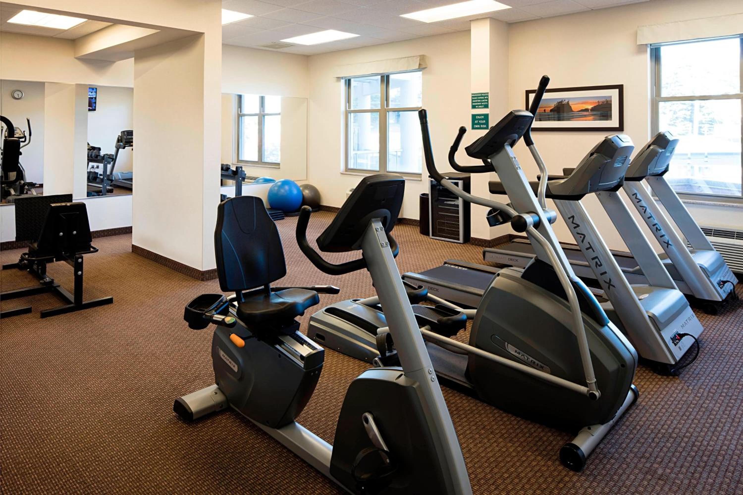 Guelph Vacations - Delta Hotels by Marriott Guelph Conference Centre - Property Image 1