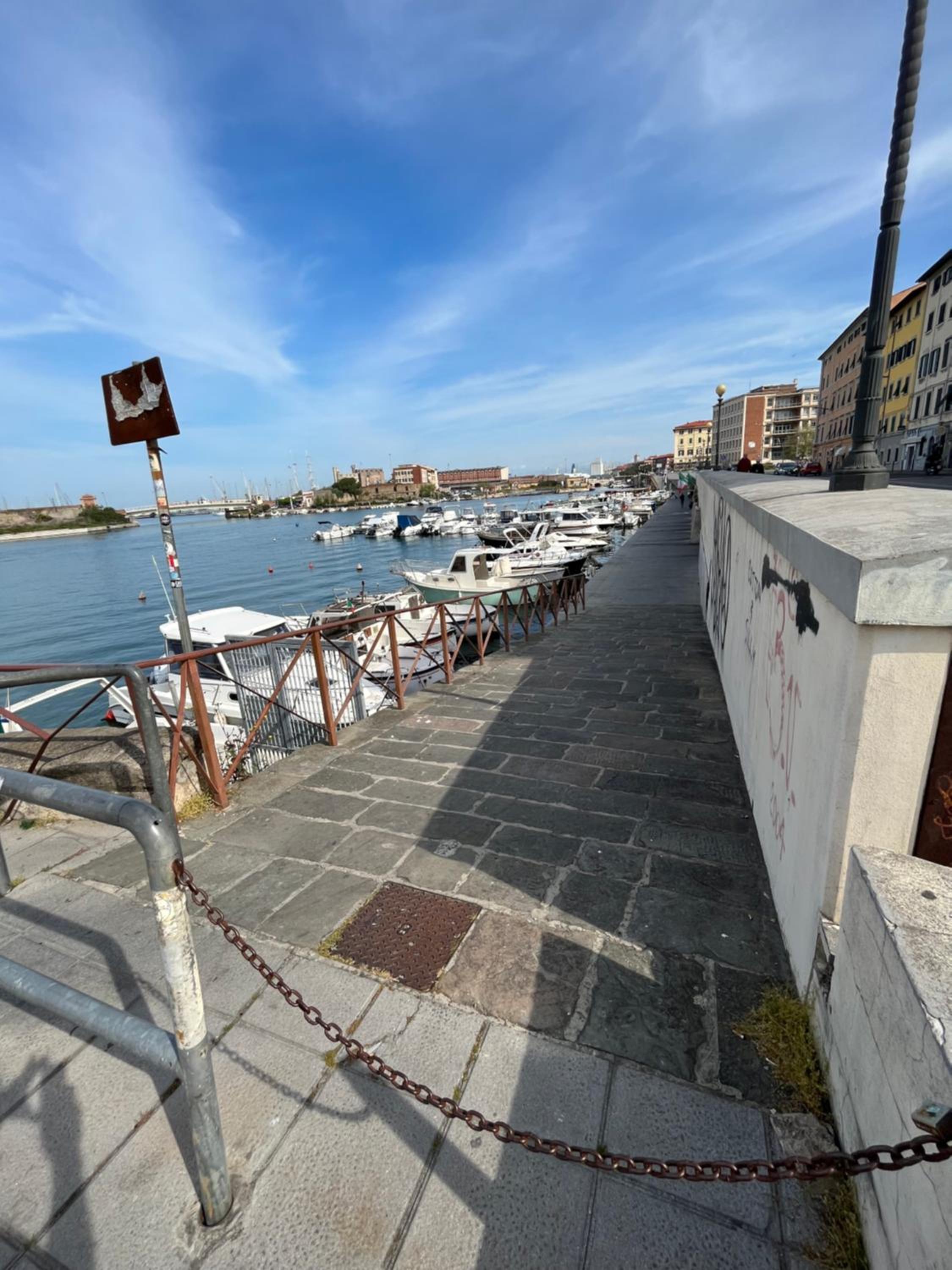 Kasia porta sul mare di Livorno Free parking view 4