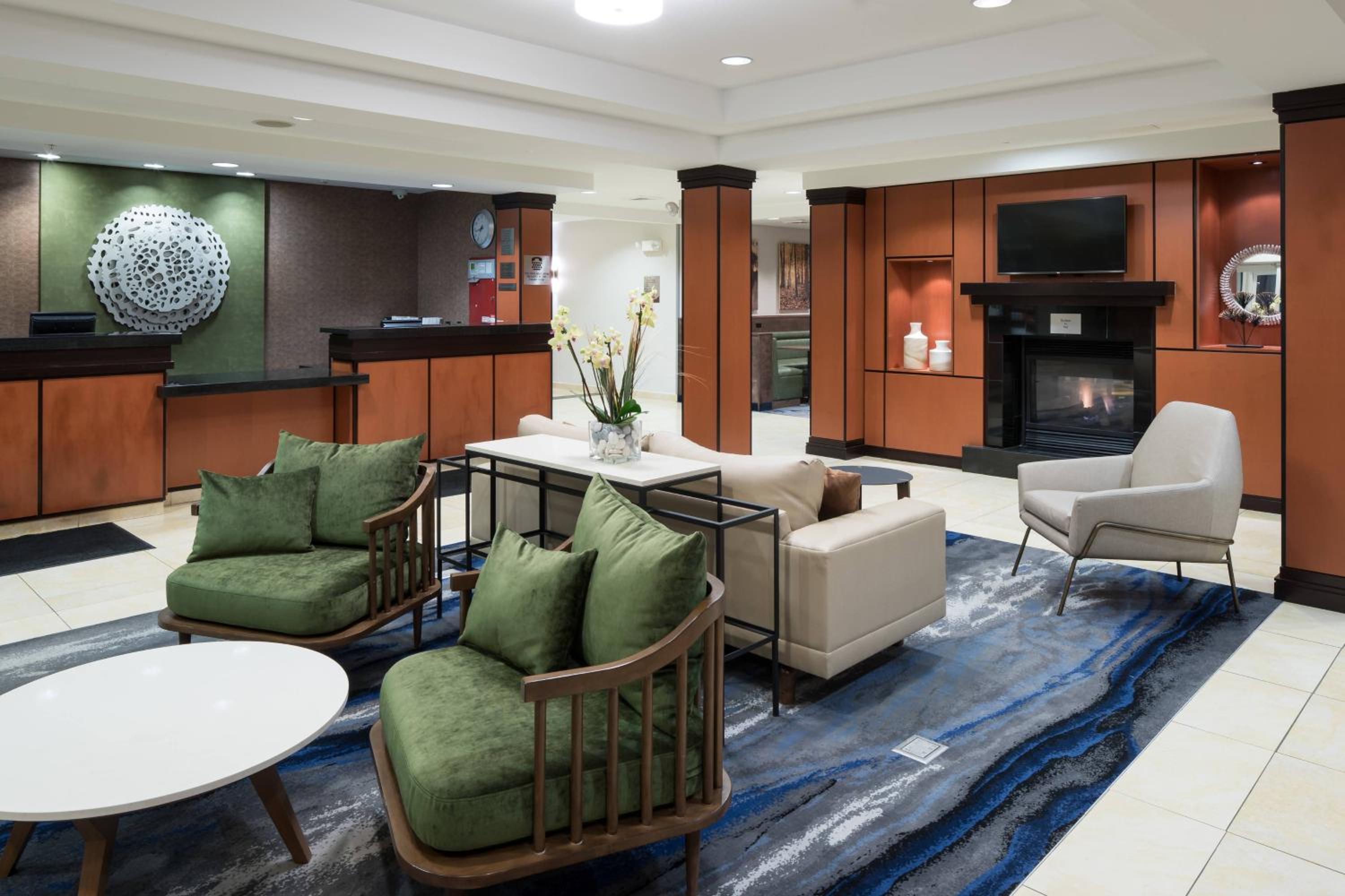 Kansas City Vacations - Fairfield Inn  Suites Kansas City Overland Park - Property Image 1