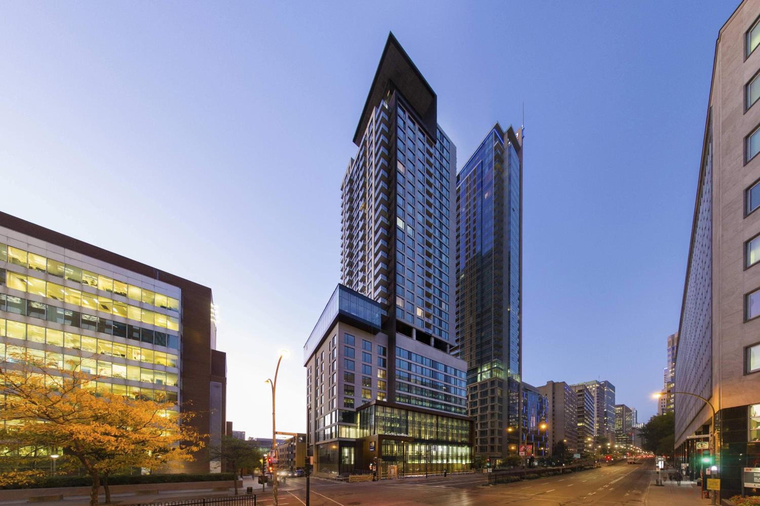 Hotel Hôtel AC Montréal Centre-ville - Image 1