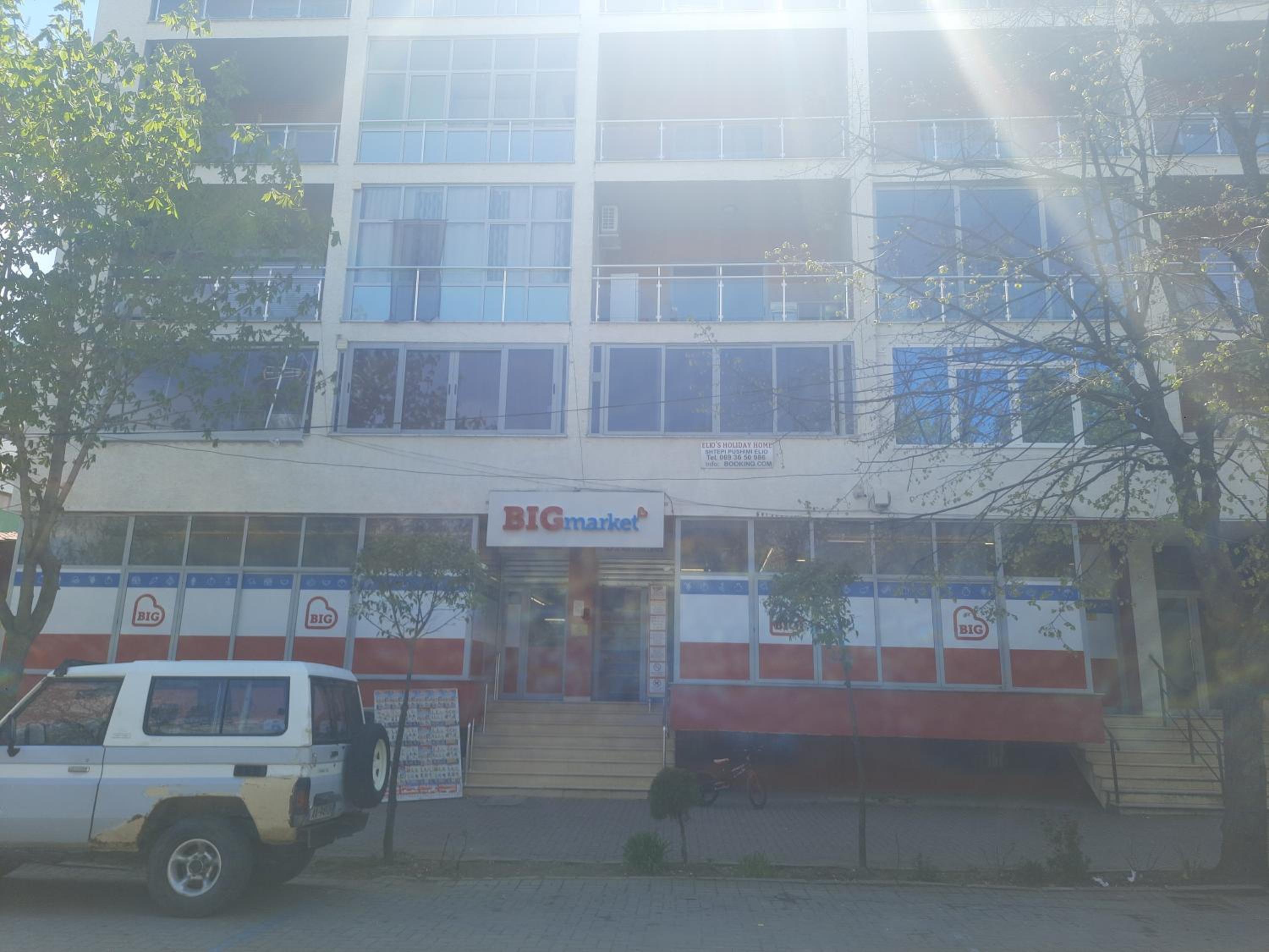 Elio's Holiday Home