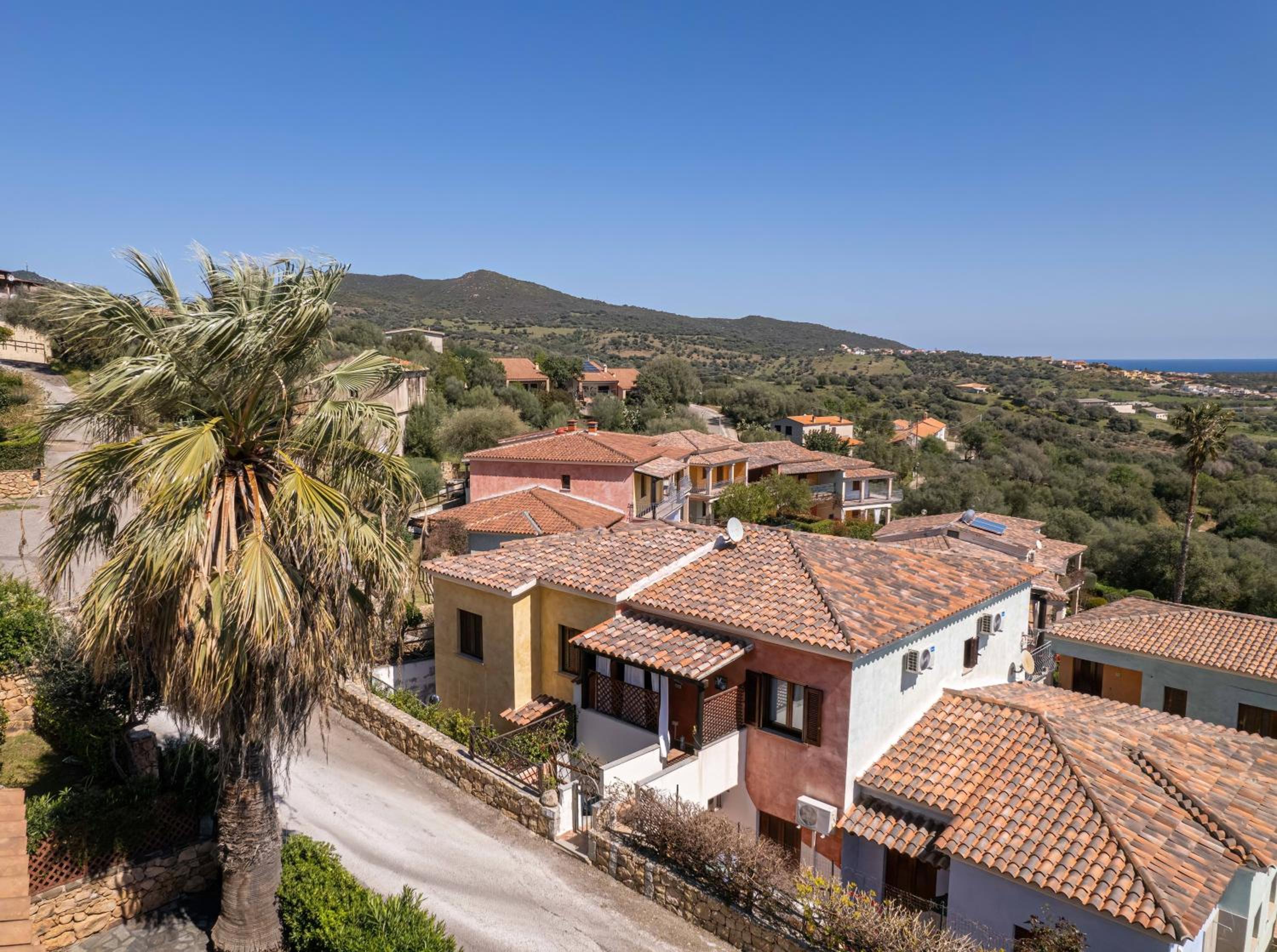 Maiorca Sea-view Apartment view 3
