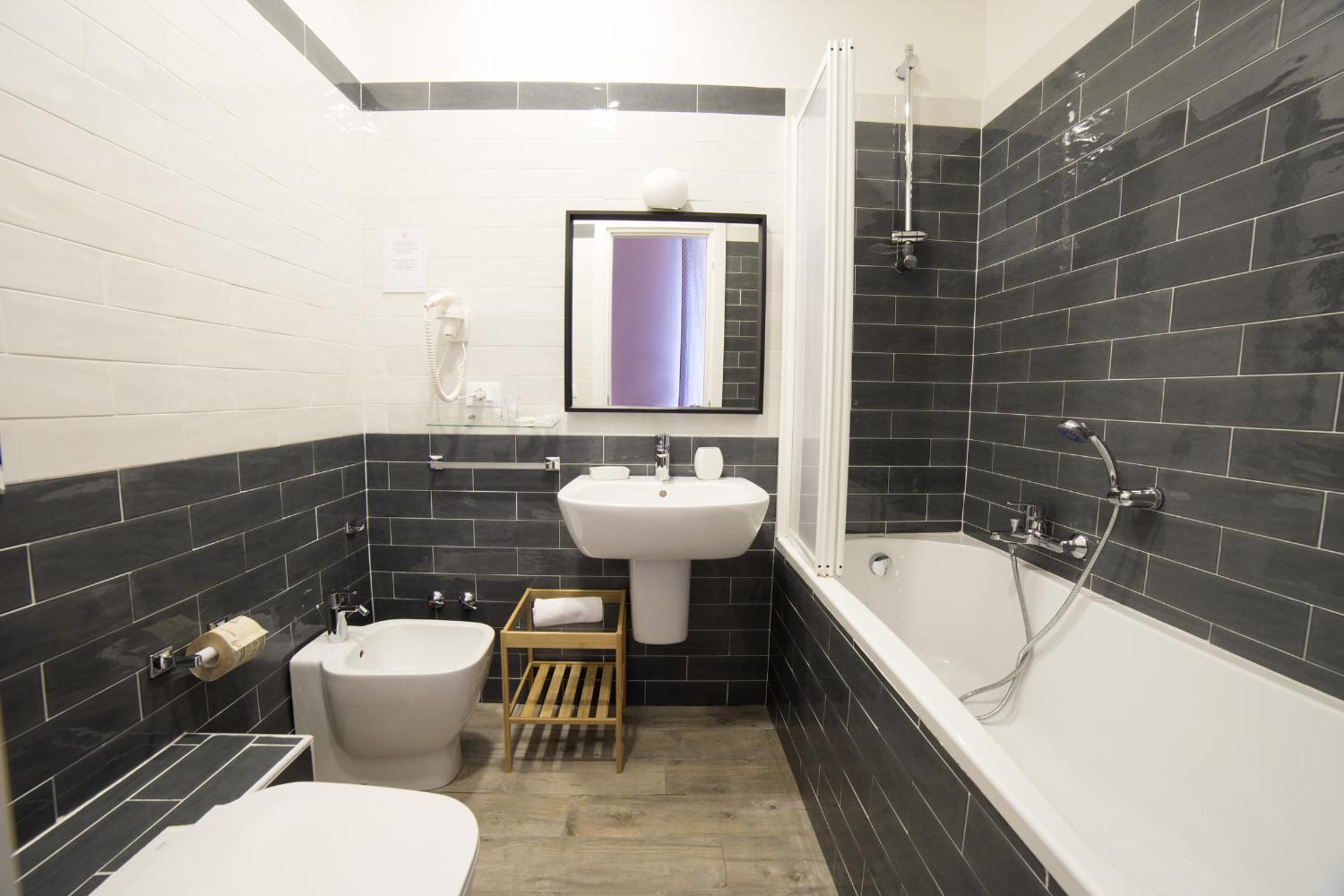 GreRos H. Rooms Napoli Centro by Clapa Group Dislocated Hospitality