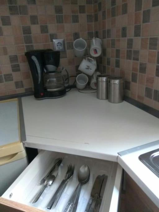 Nice& Cozy Flat 1min from the Heart of Athens.WiFi