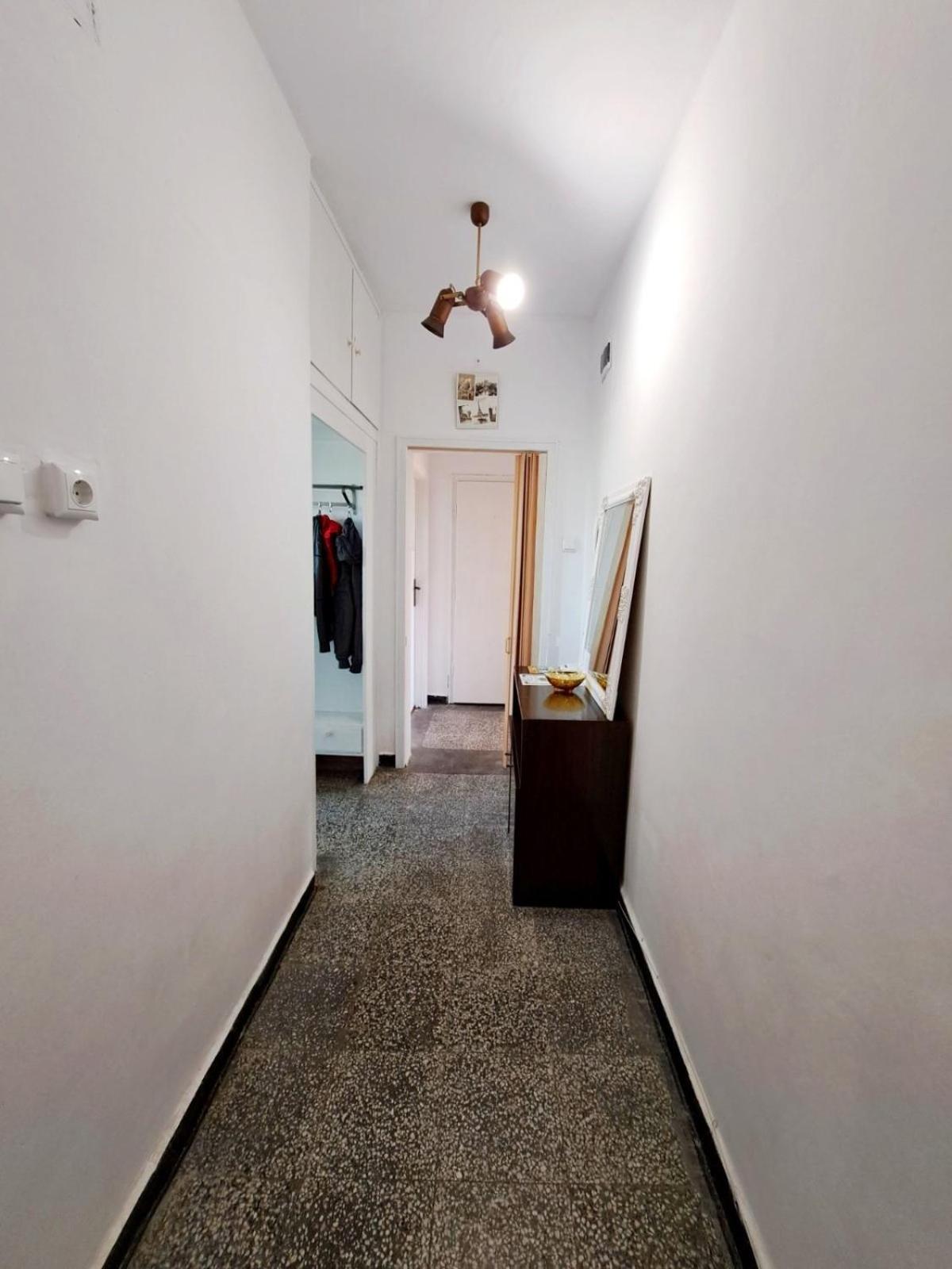 Lidda Apartment in residential area