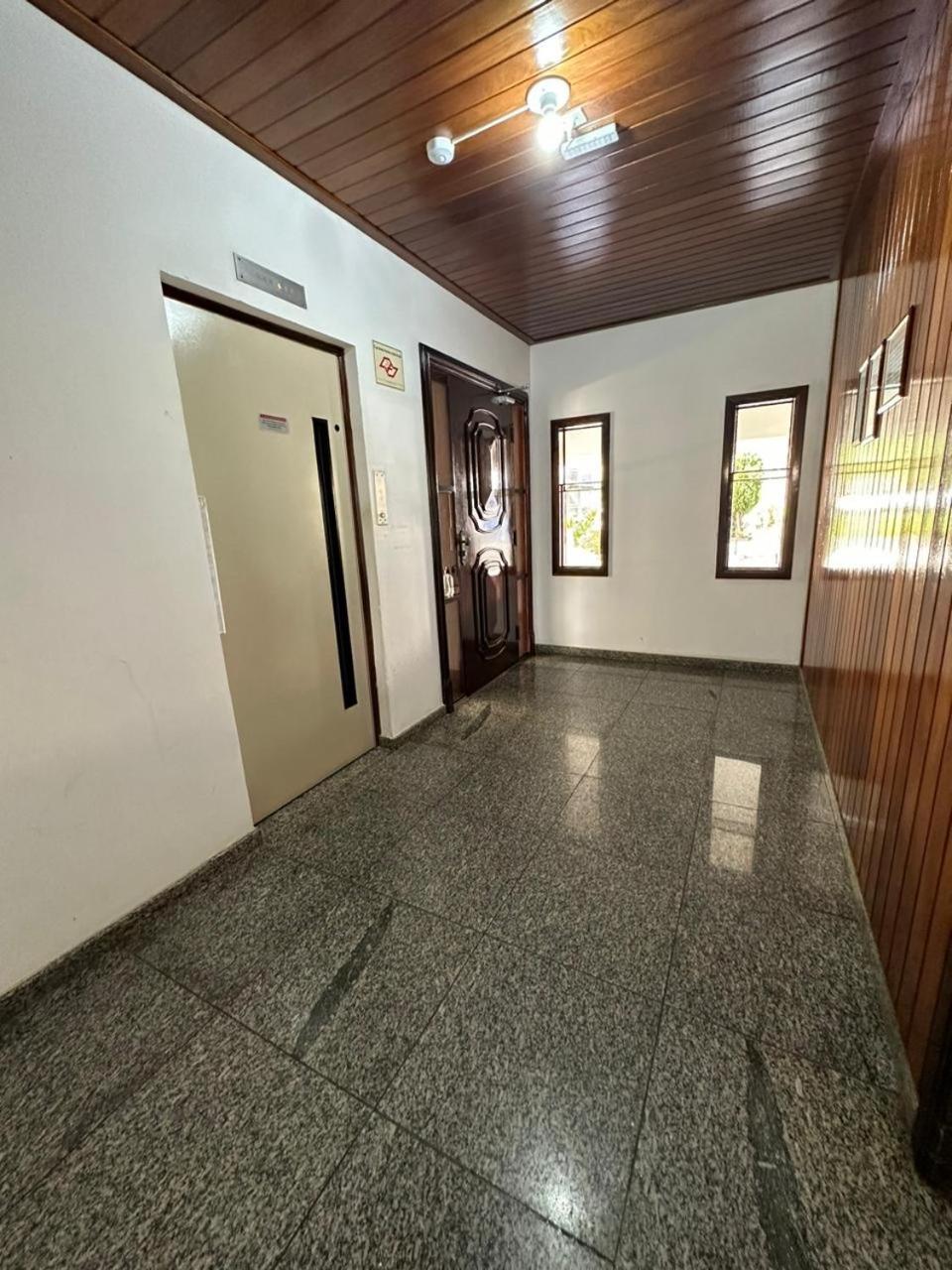 Apartamento Charmoso no Centro com Garagem