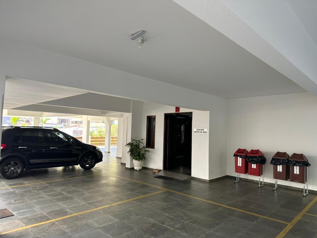 Apartamento Charmoso no Centro com Garagem