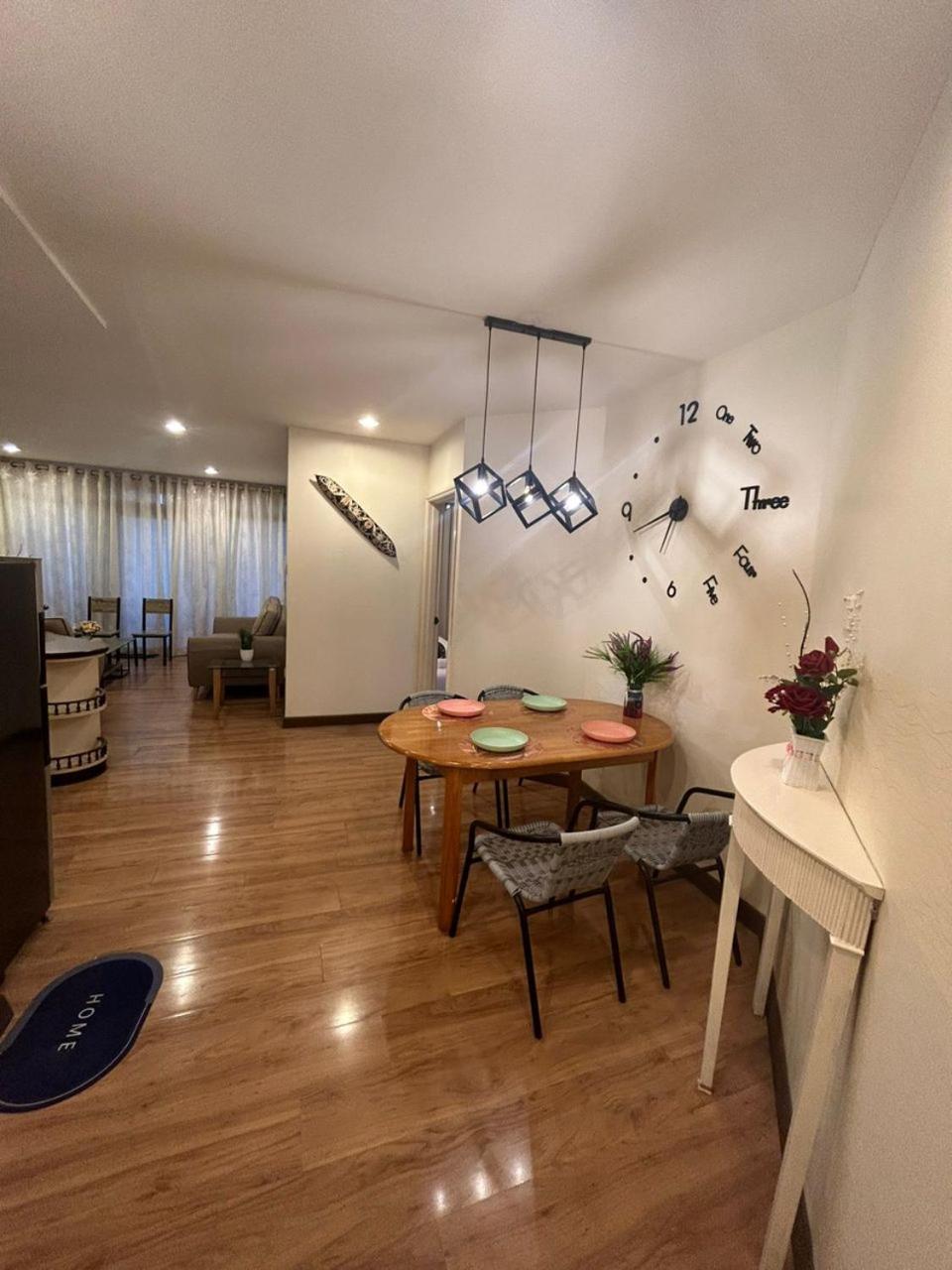 Nice Waterfront 2BR River View Walk to City photo 7