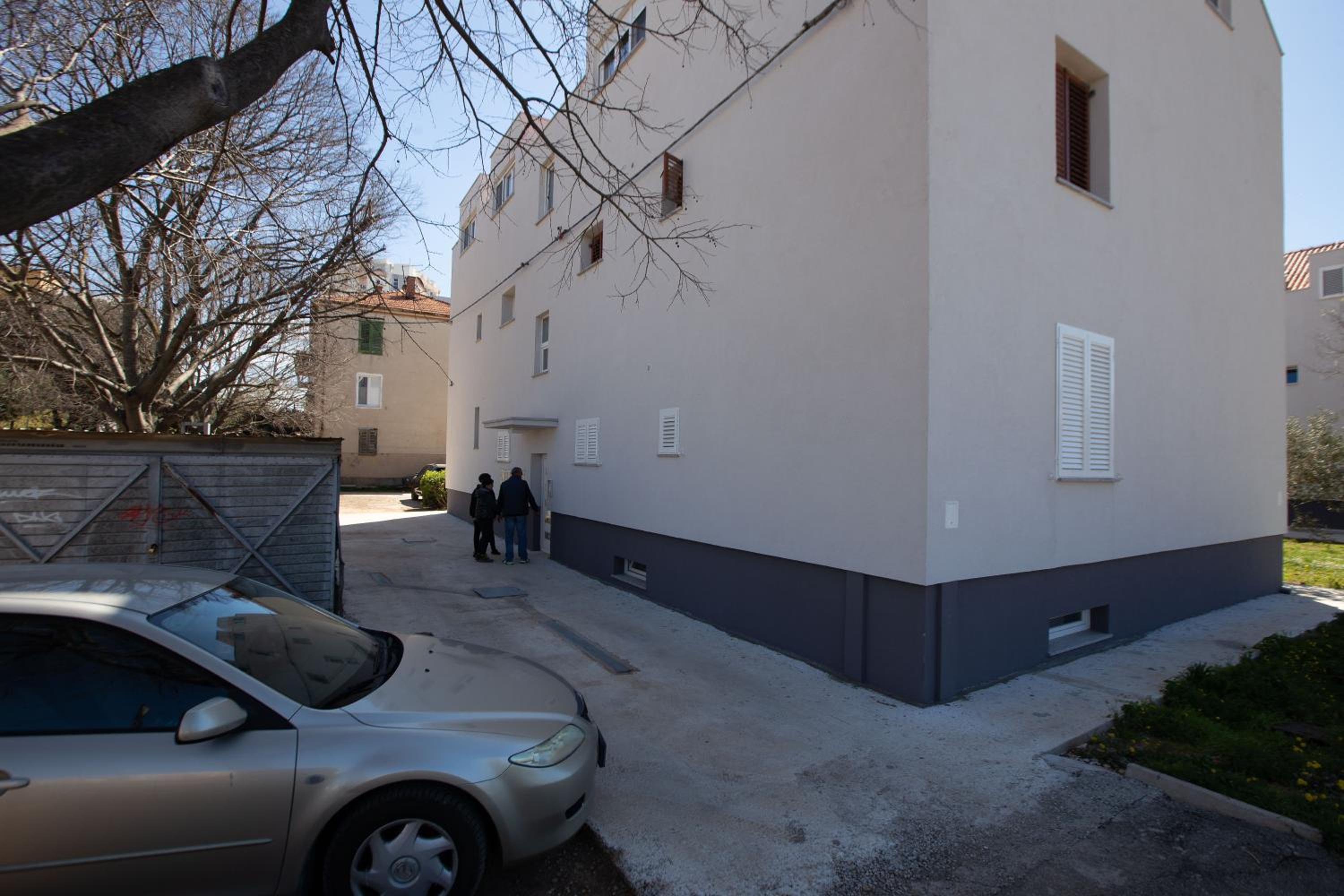 Pipi 2BR apt with Balcony
