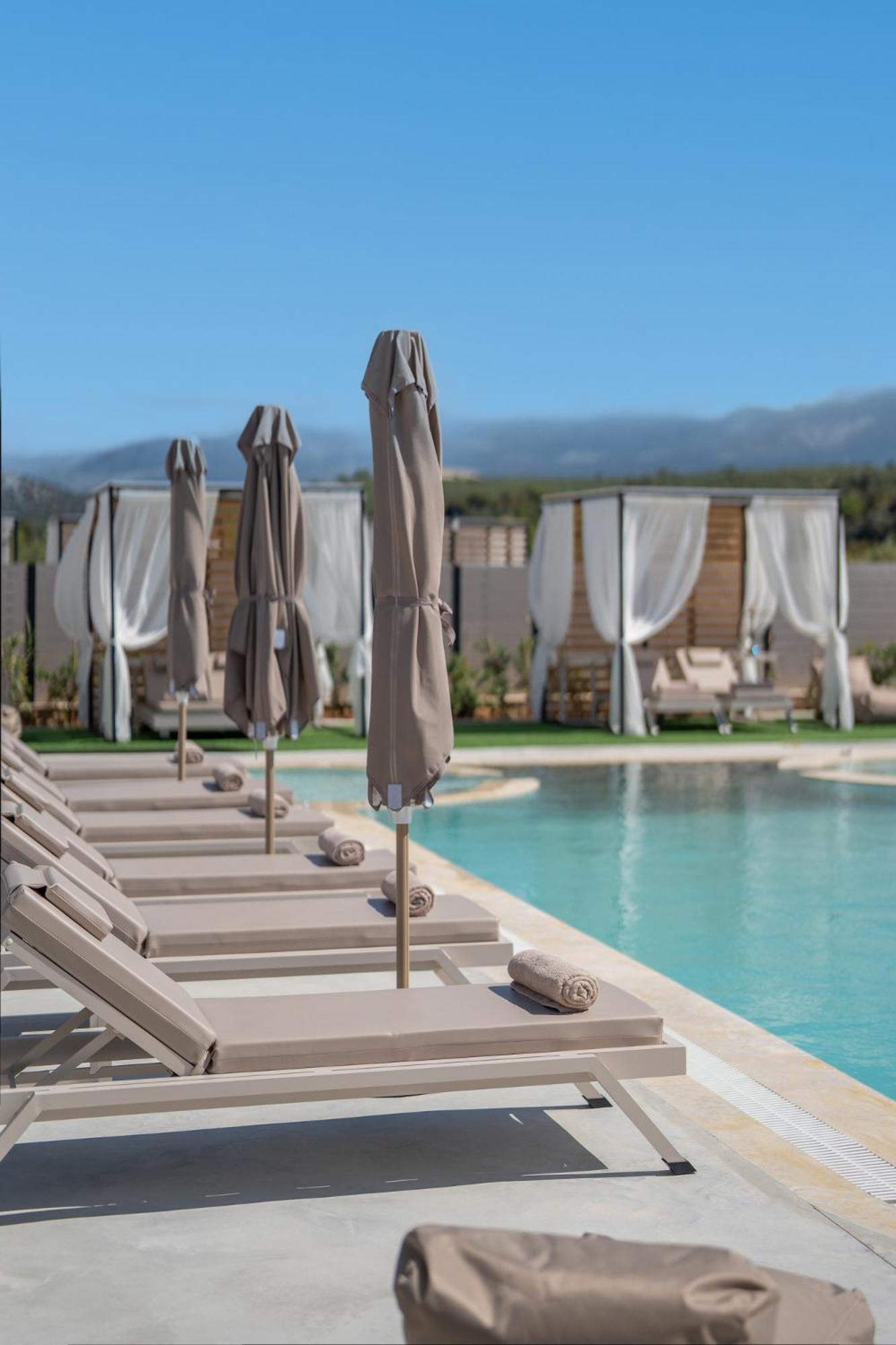 Luxurious villa Micha Mare - 14 Bedrooms view 4