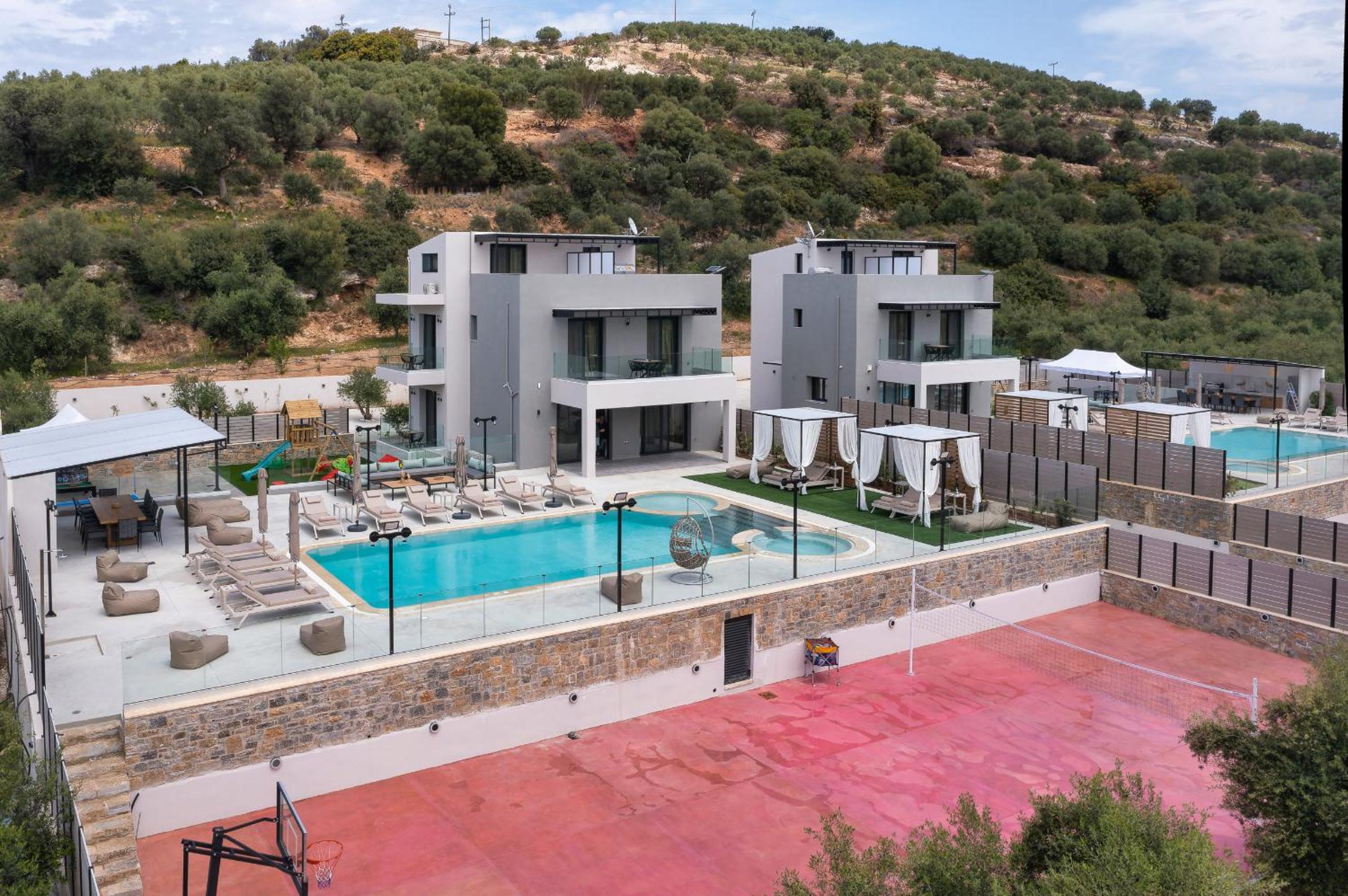 Luxurious villa Micha Mare - 14 Bedrooms view 3