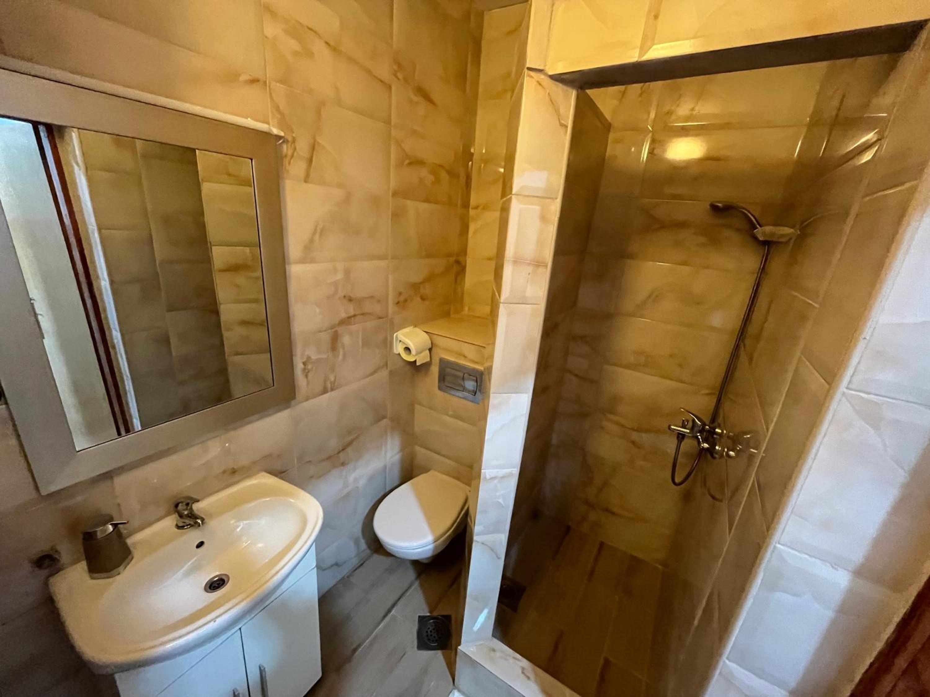 Apartments Mira