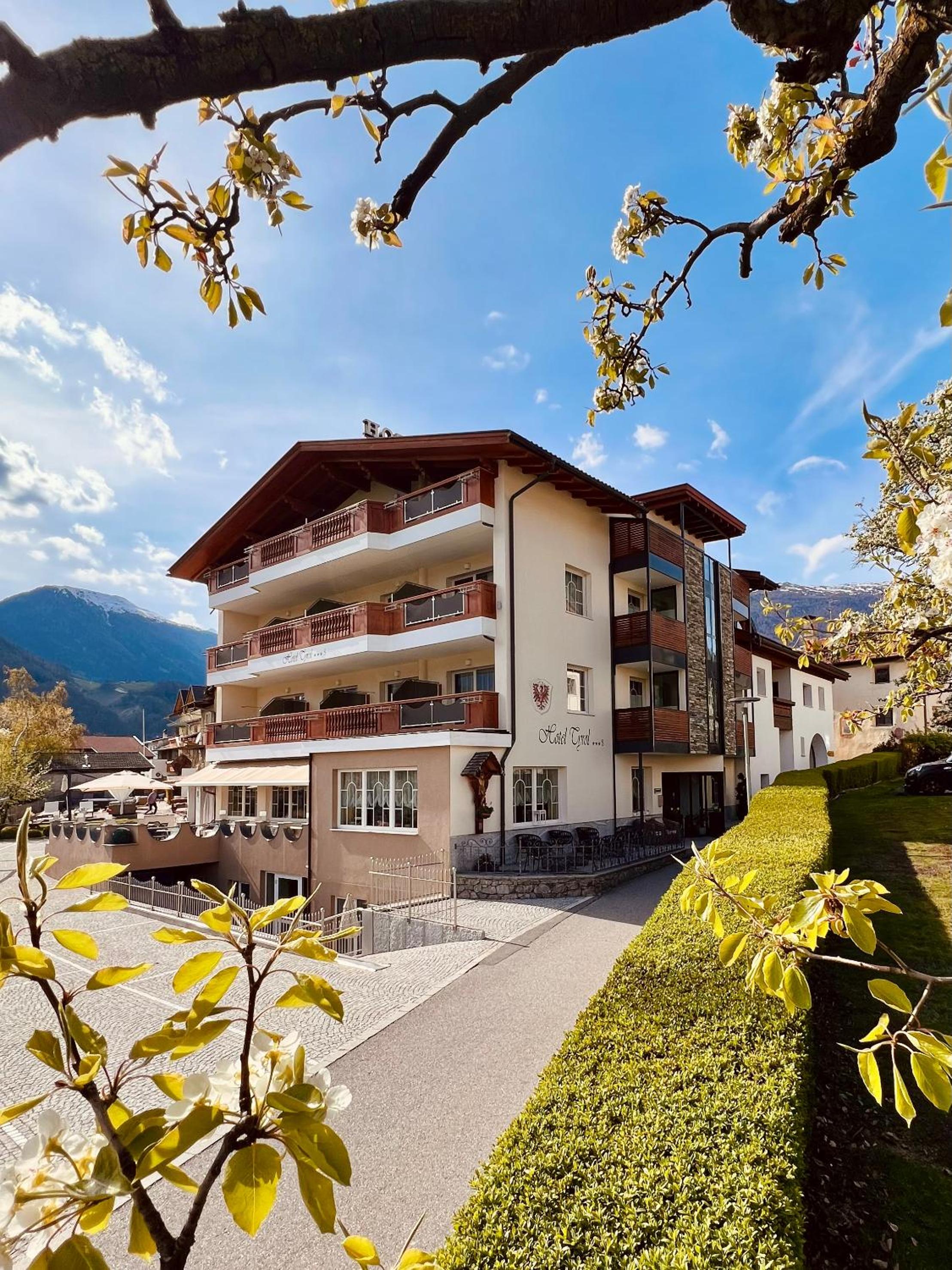Hotel Tyrol - Image 1