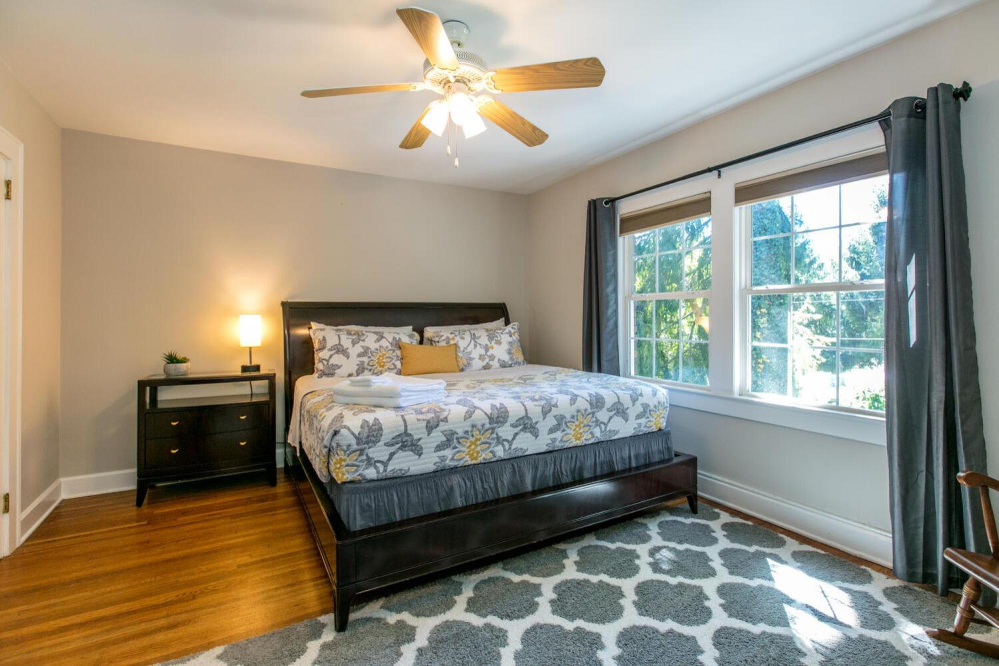 Roomy 5BR Bungalow with Backyard, Walk to Downtown