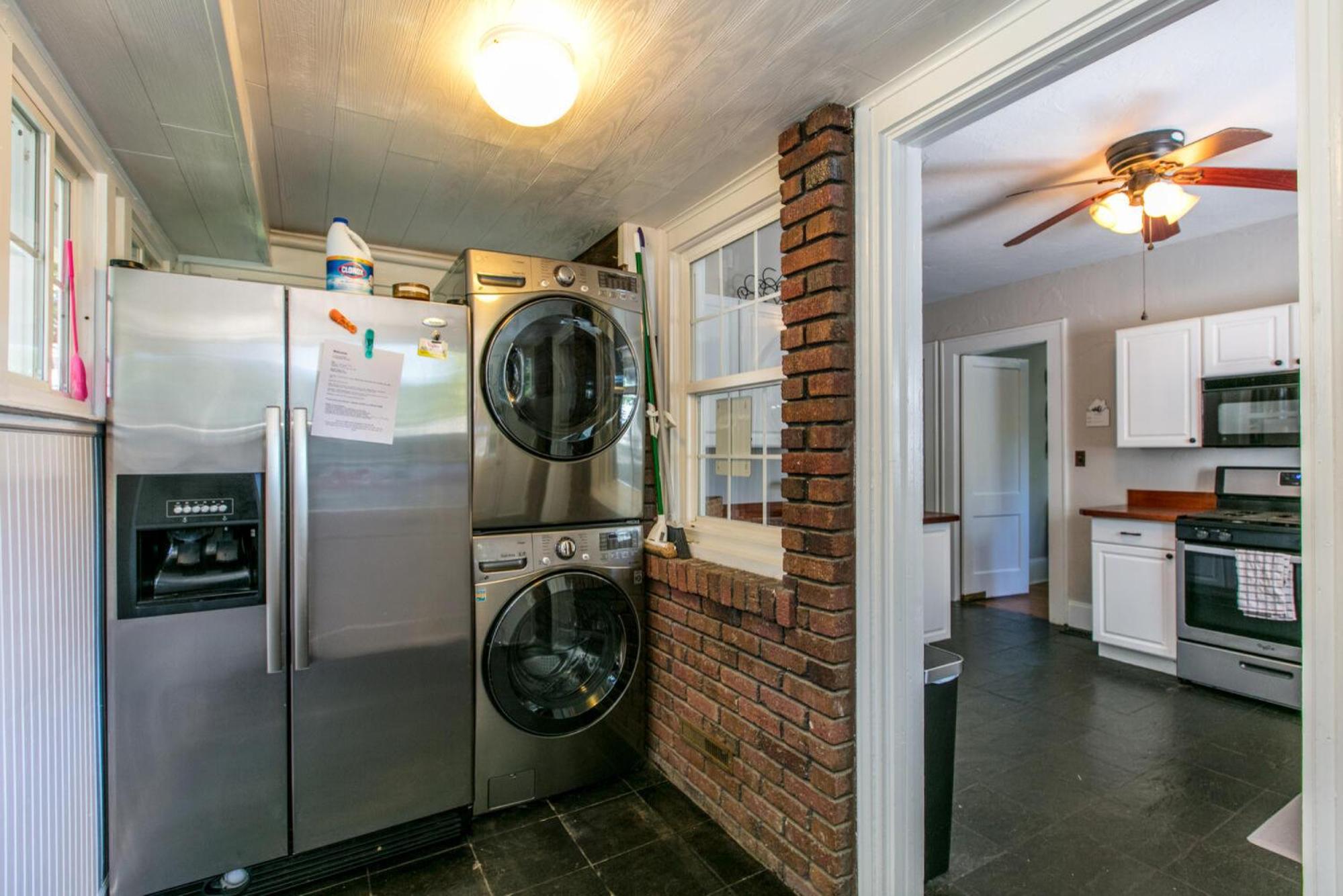 Roomy 5BR Bungalow with Backyard, Walk to Downtown