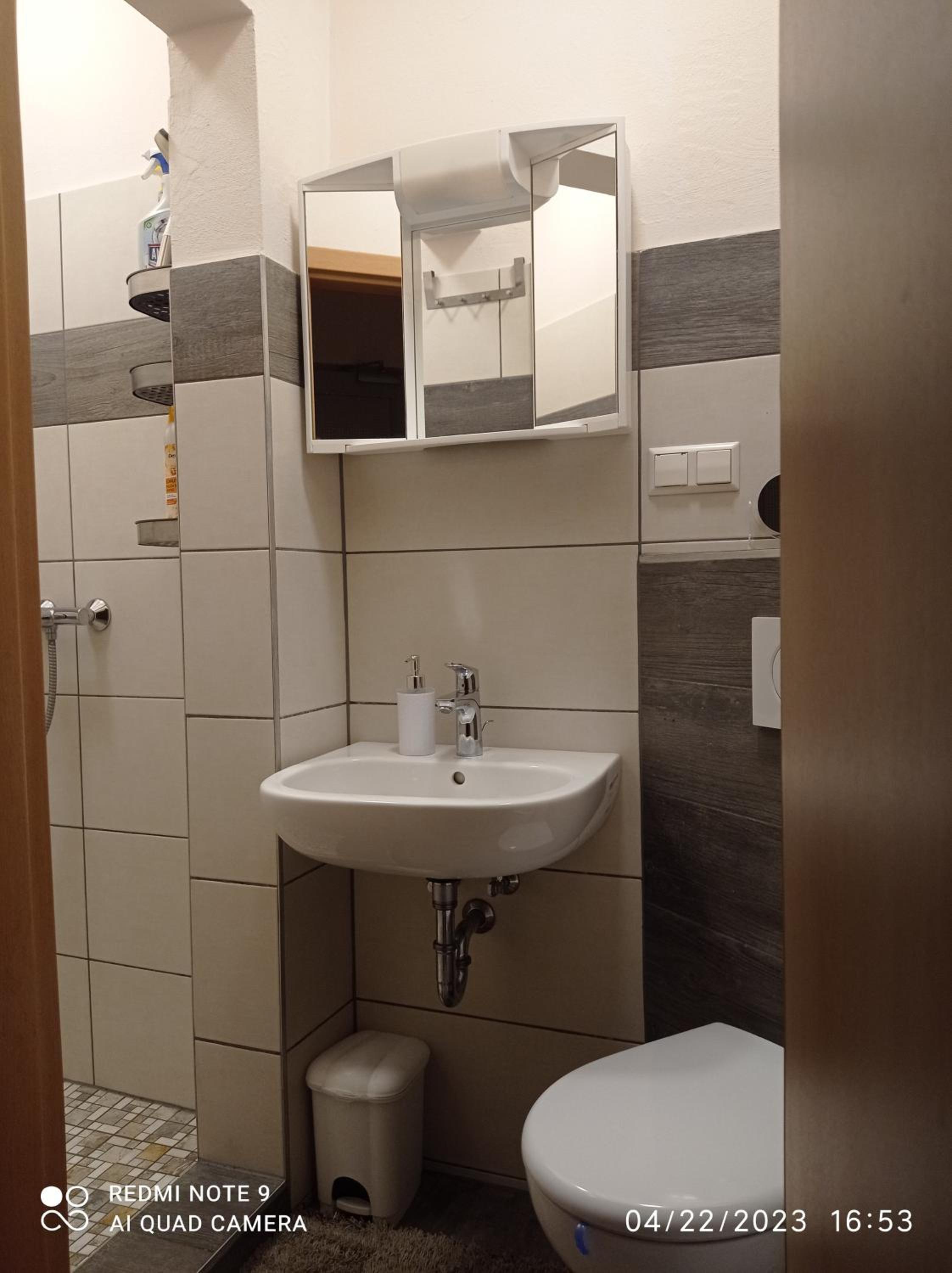 Rince Groß Apartment