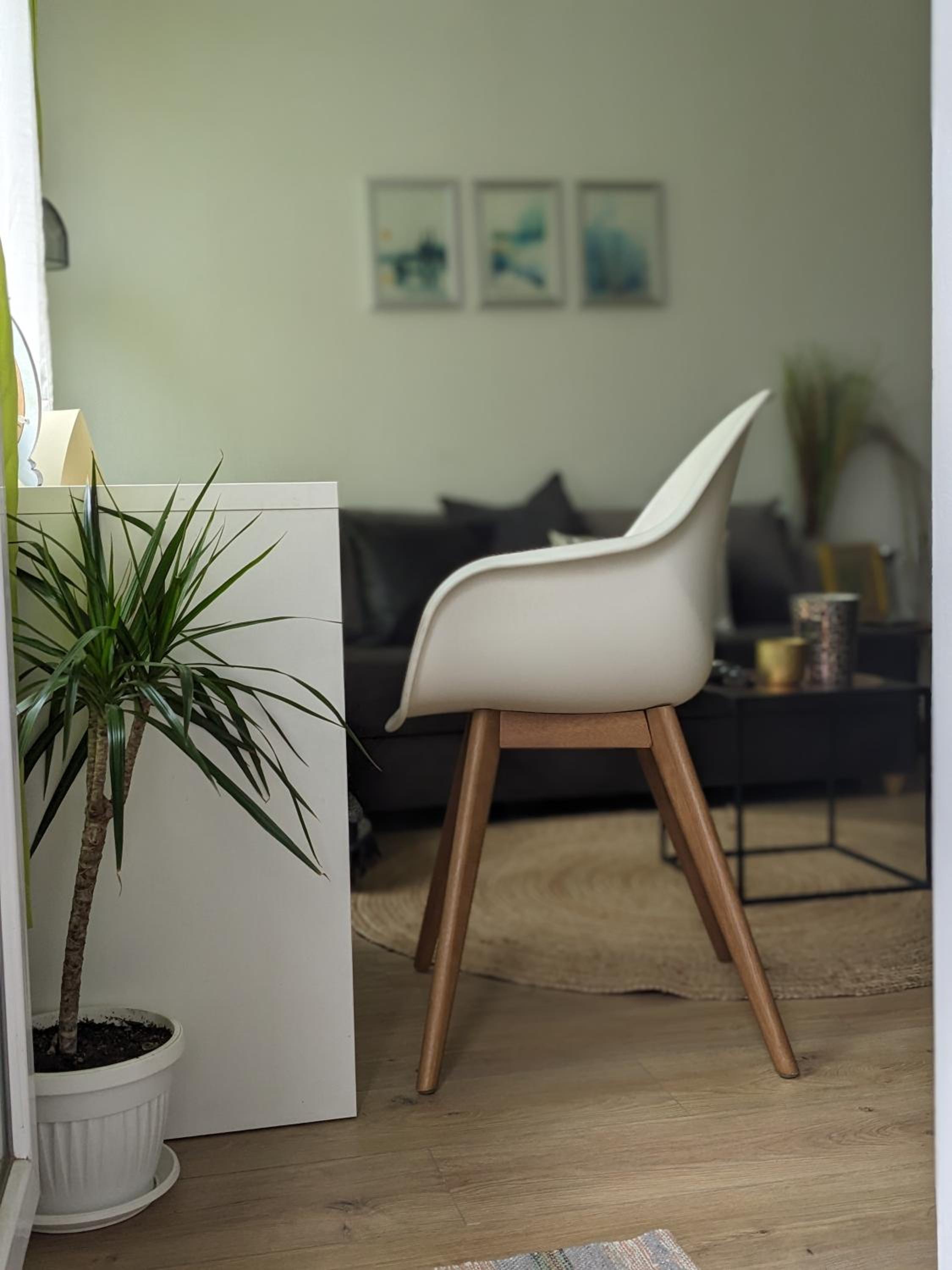 Chill Breeze Apartment