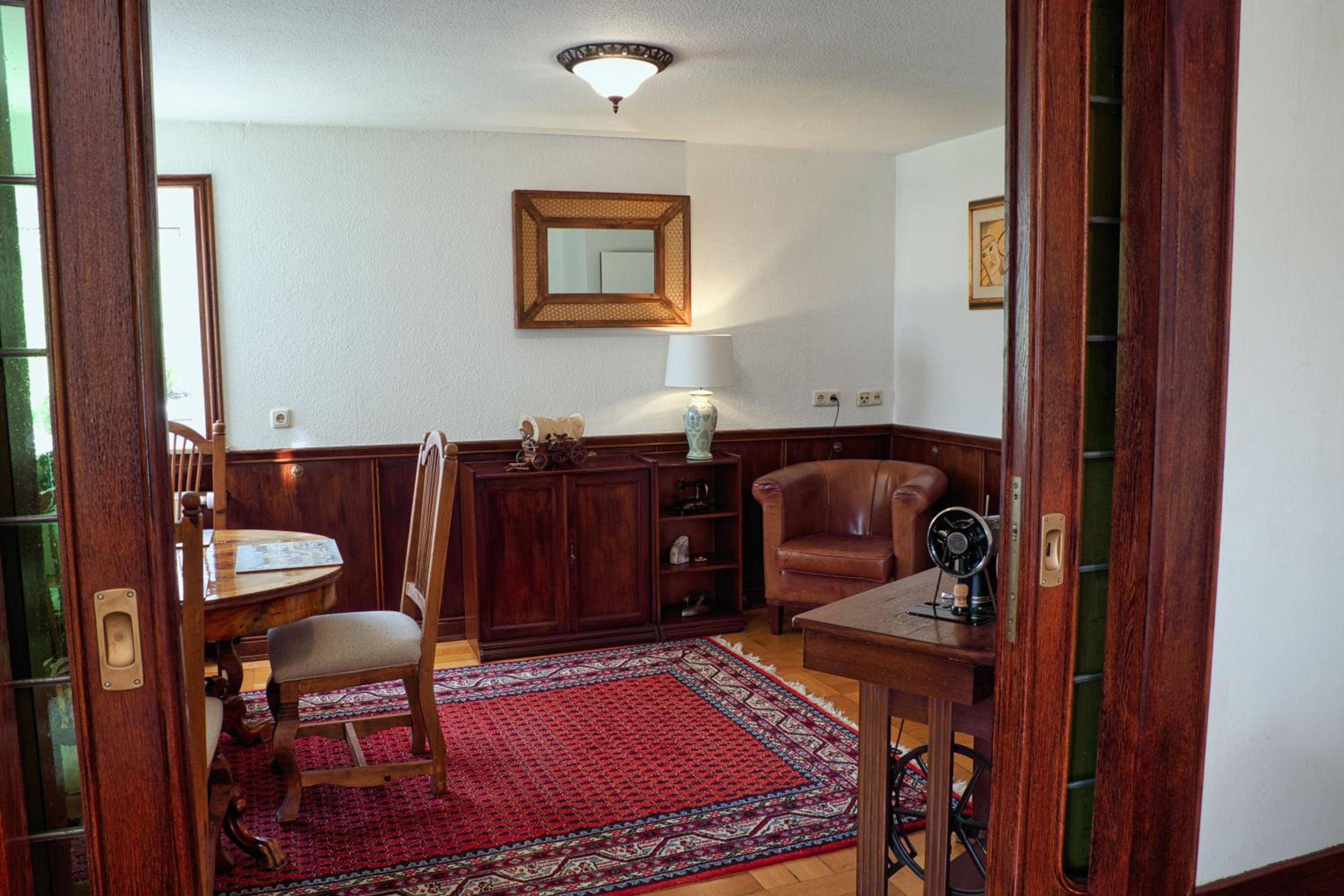 Photo 9
