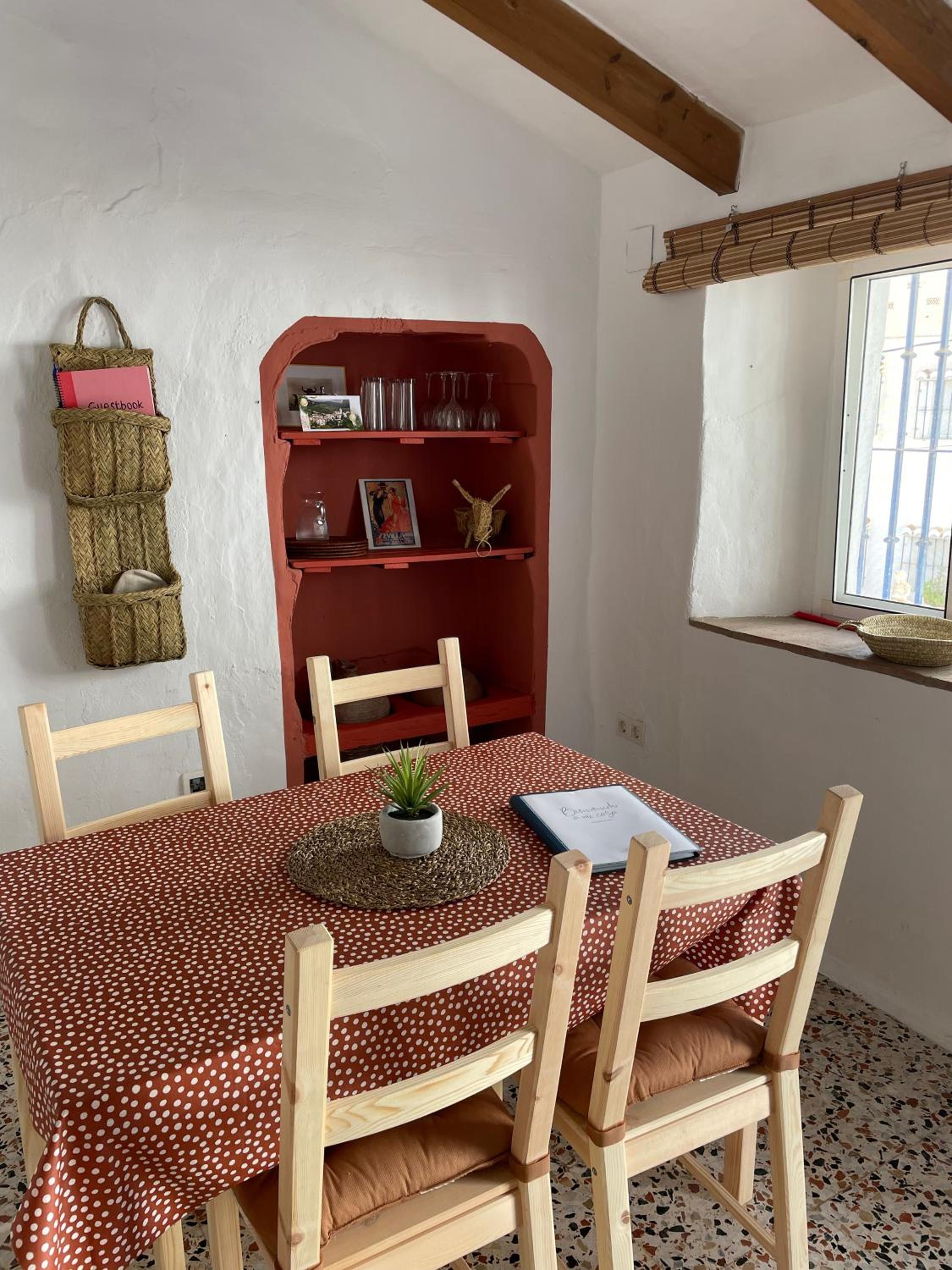 Casa Torreta village house with great views