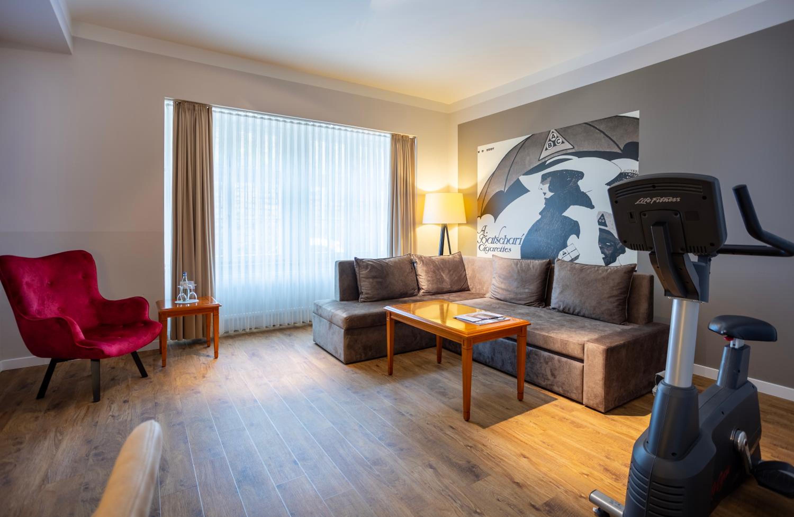 LIKESTAY Premium Baden-Baden - ehemals Batschari Palais — photo 49