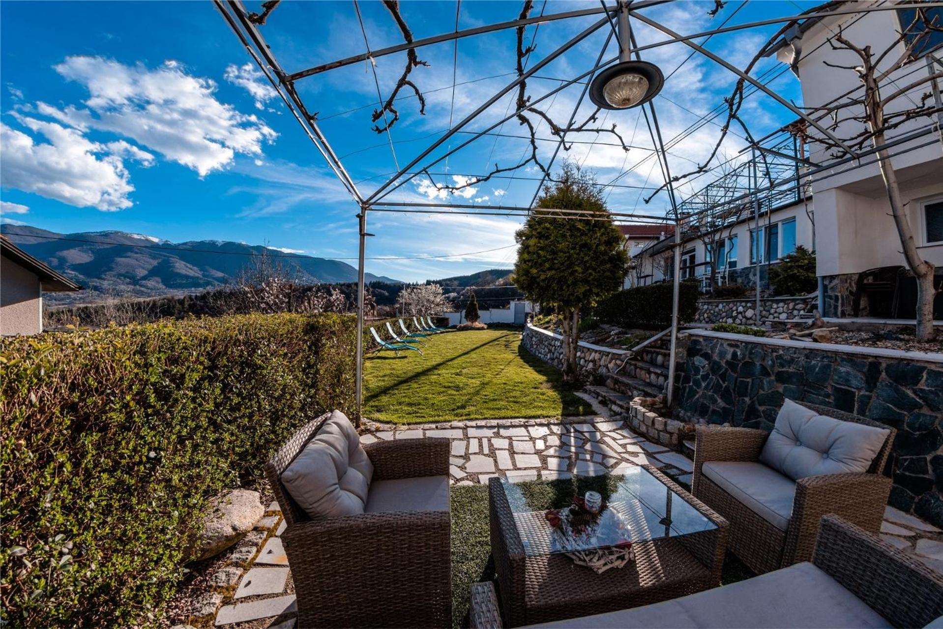 Lisets Villa view 2