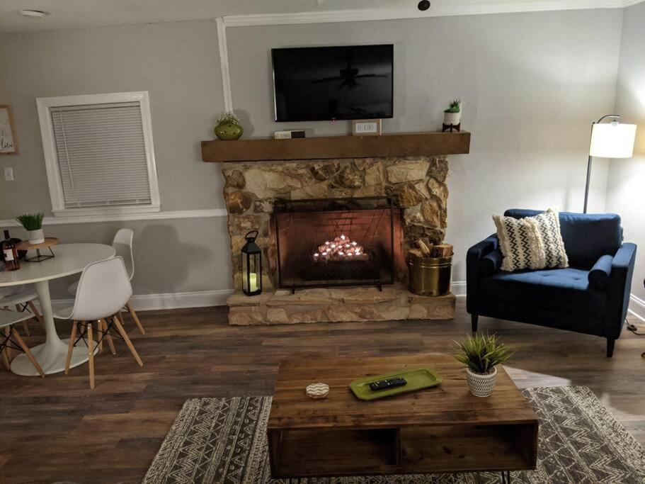 Gold Dust Delight - Cozy Cottage In The Woods view 3