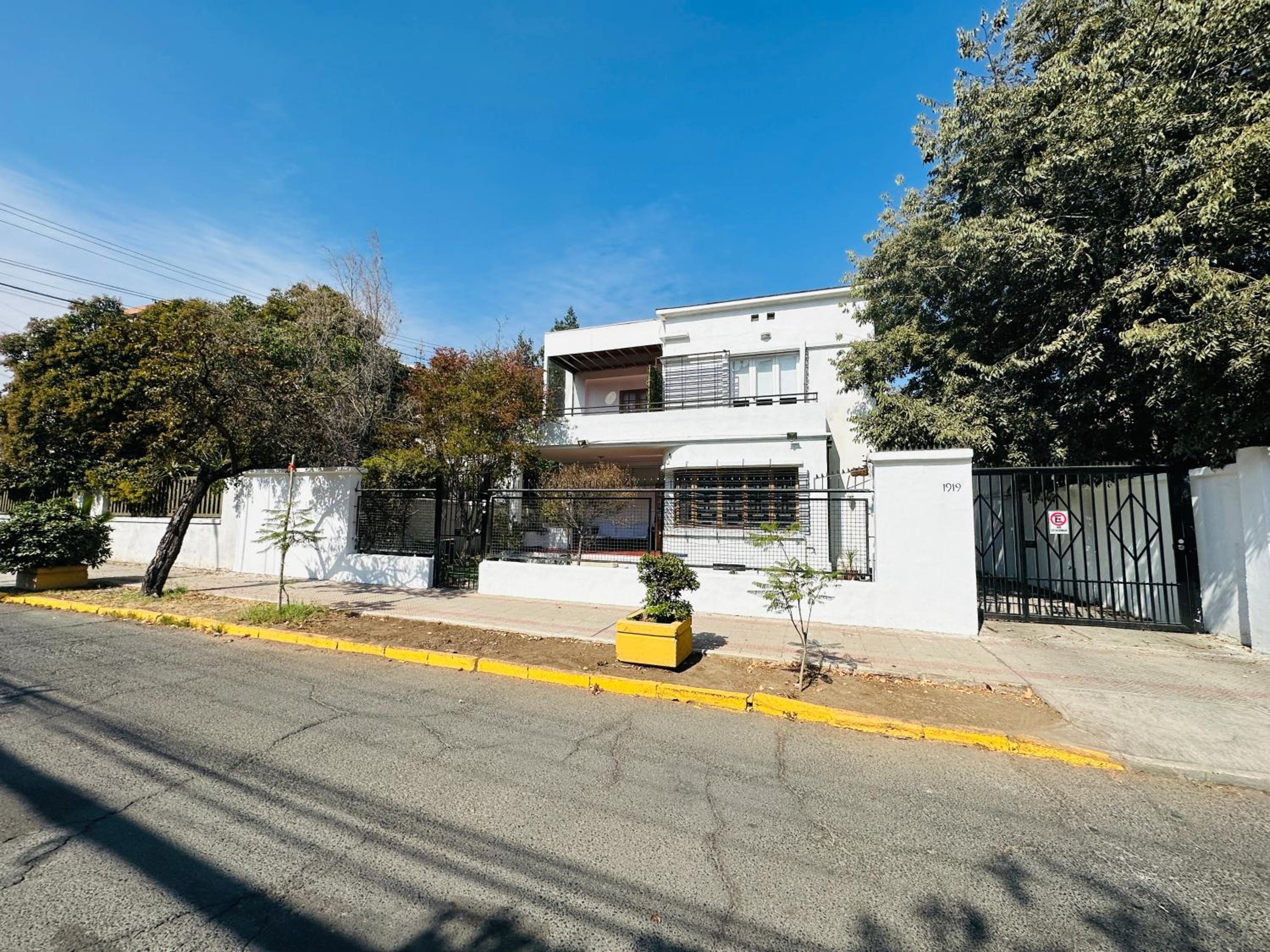 MAKTVB Europa - Hostal Boutique