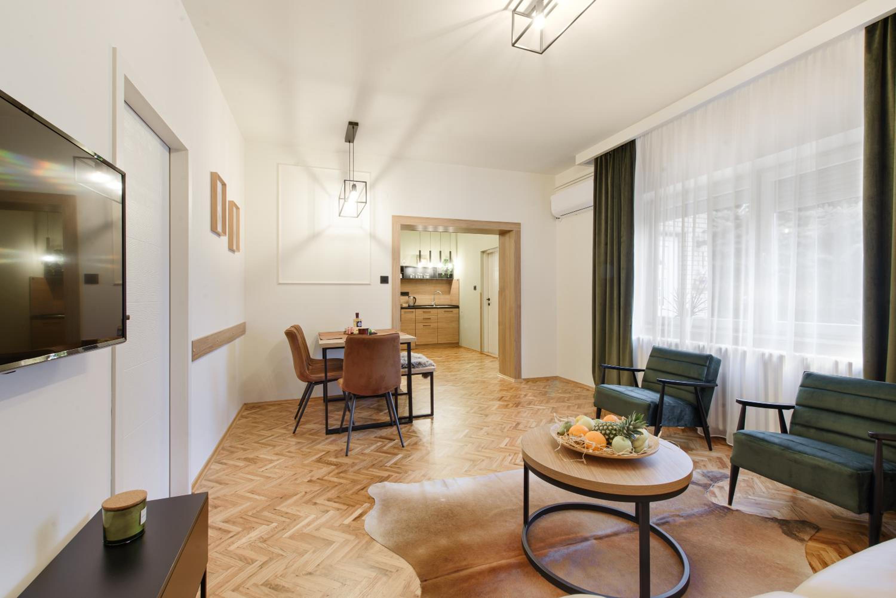 DuMalux Royal view 3