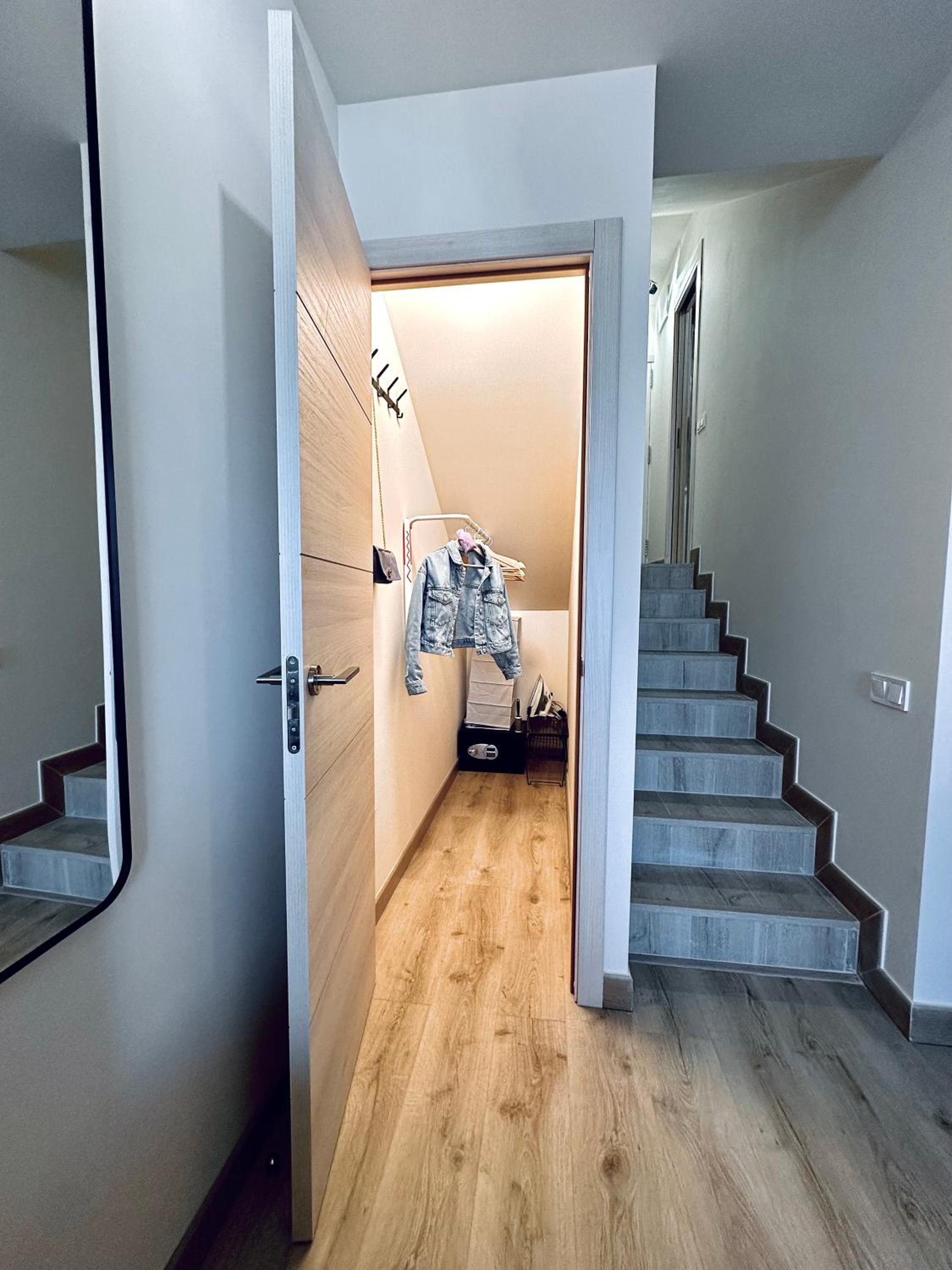 Beachfront Design LUX Studio Apartment view 4