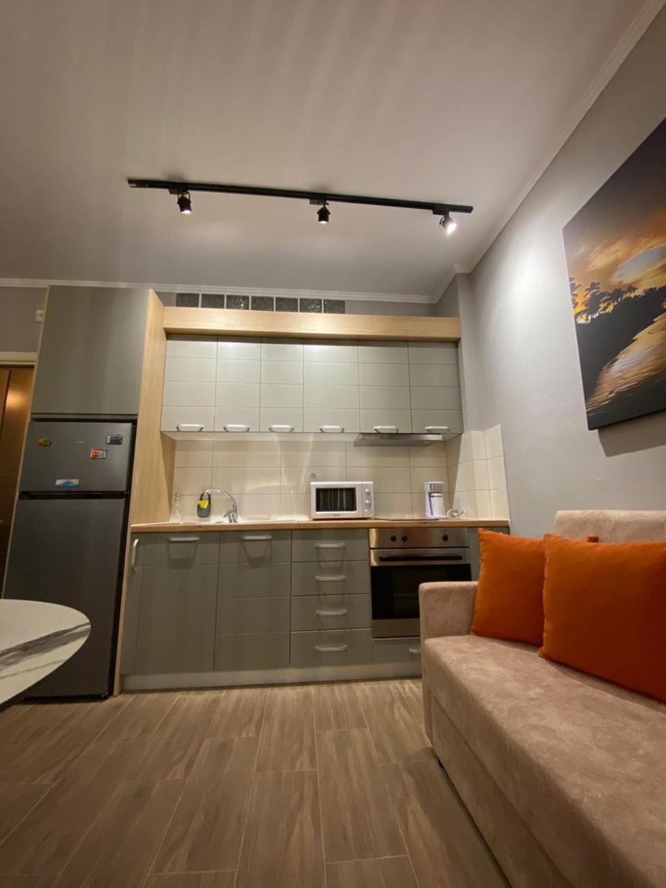 Ralph Apartments