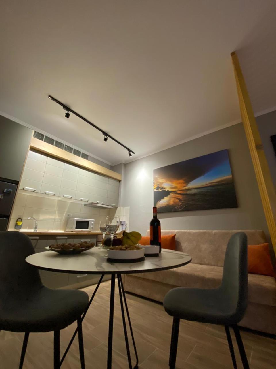 Ralph Apartments