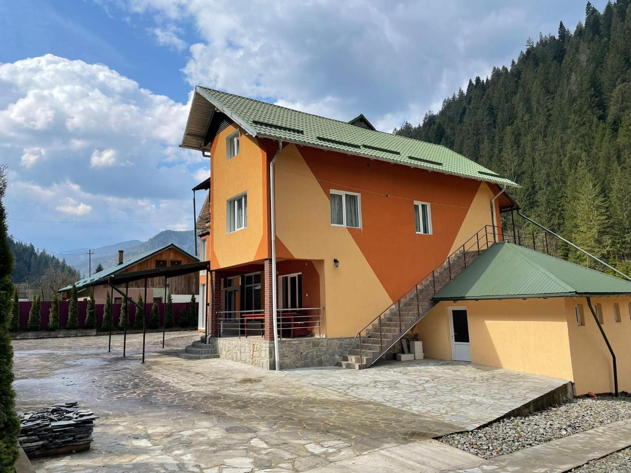 Pensiunea Pe drumuri de munte view 5