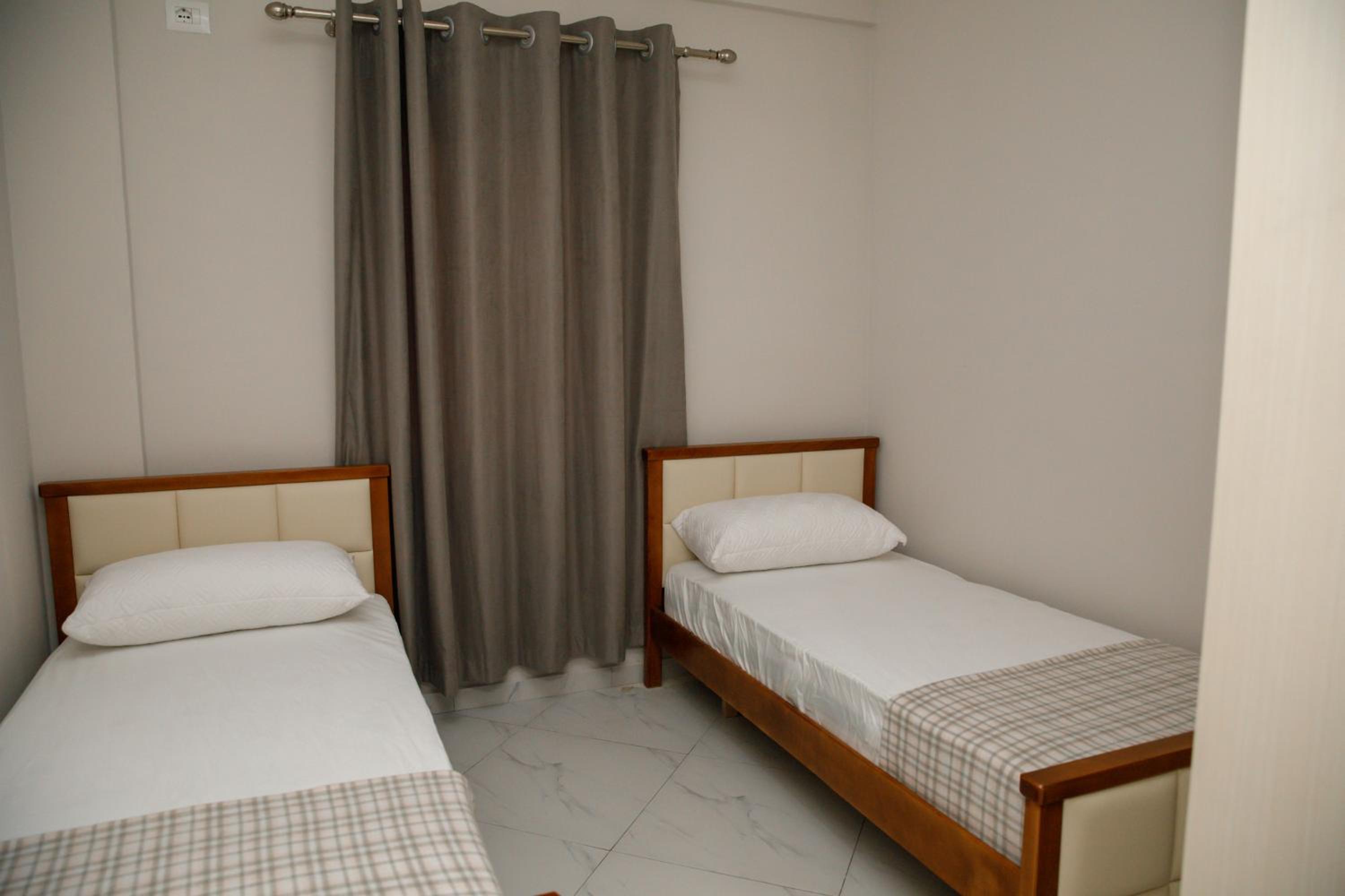 Logli Apartments