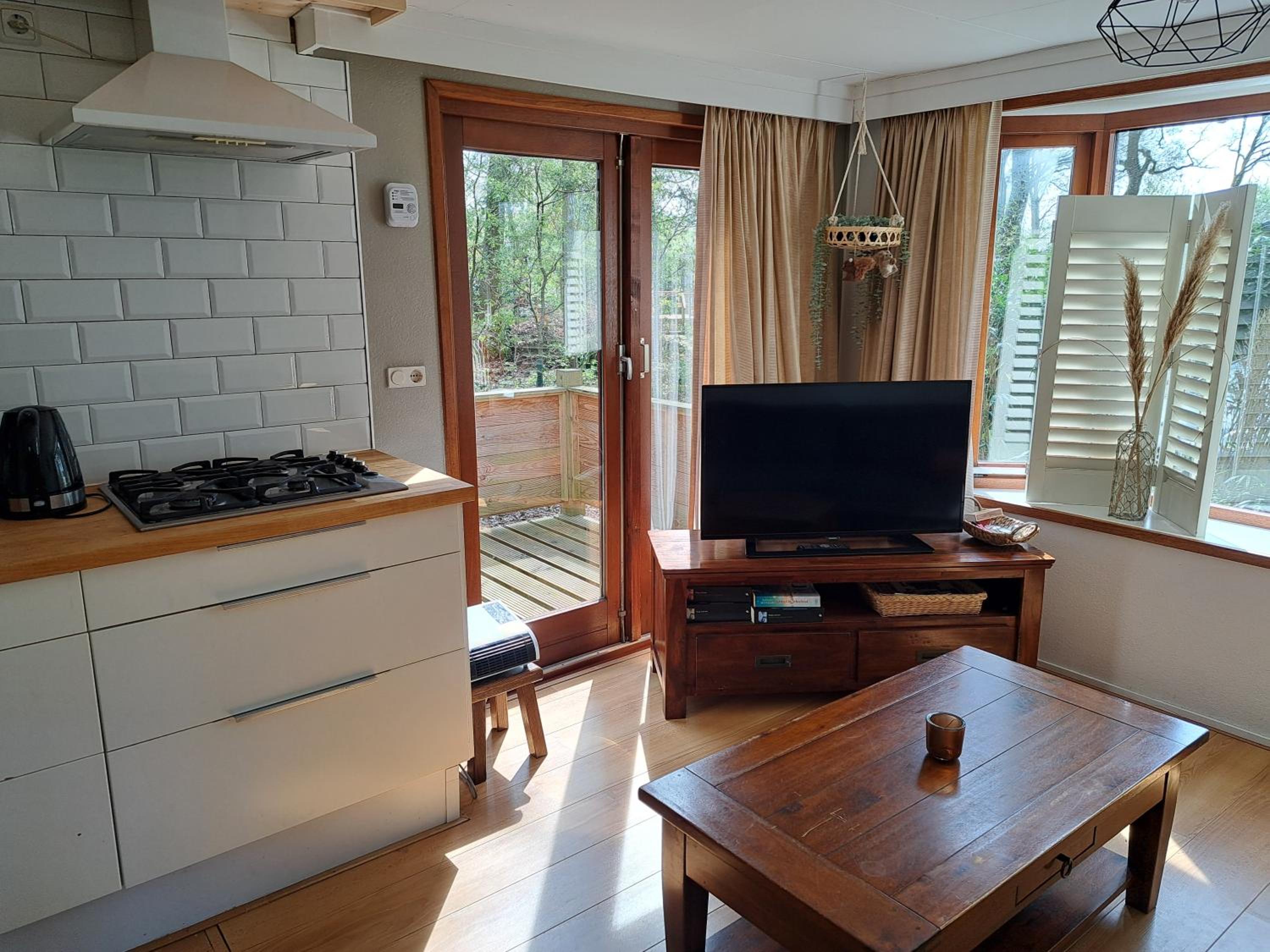 Knusse chalet in een schitterende omgeving view 3