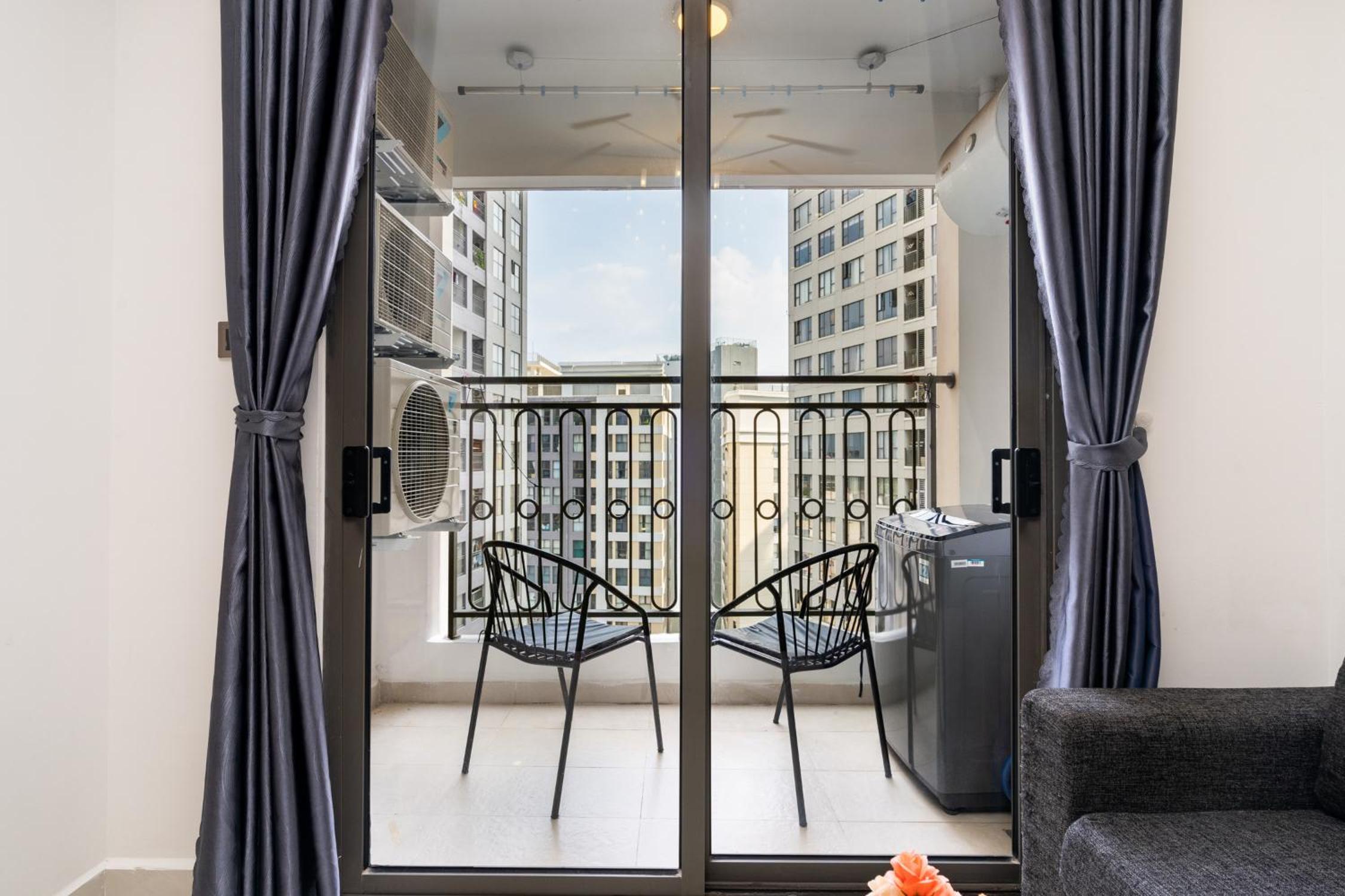 AJ'home - Saigon Royal 5 Star