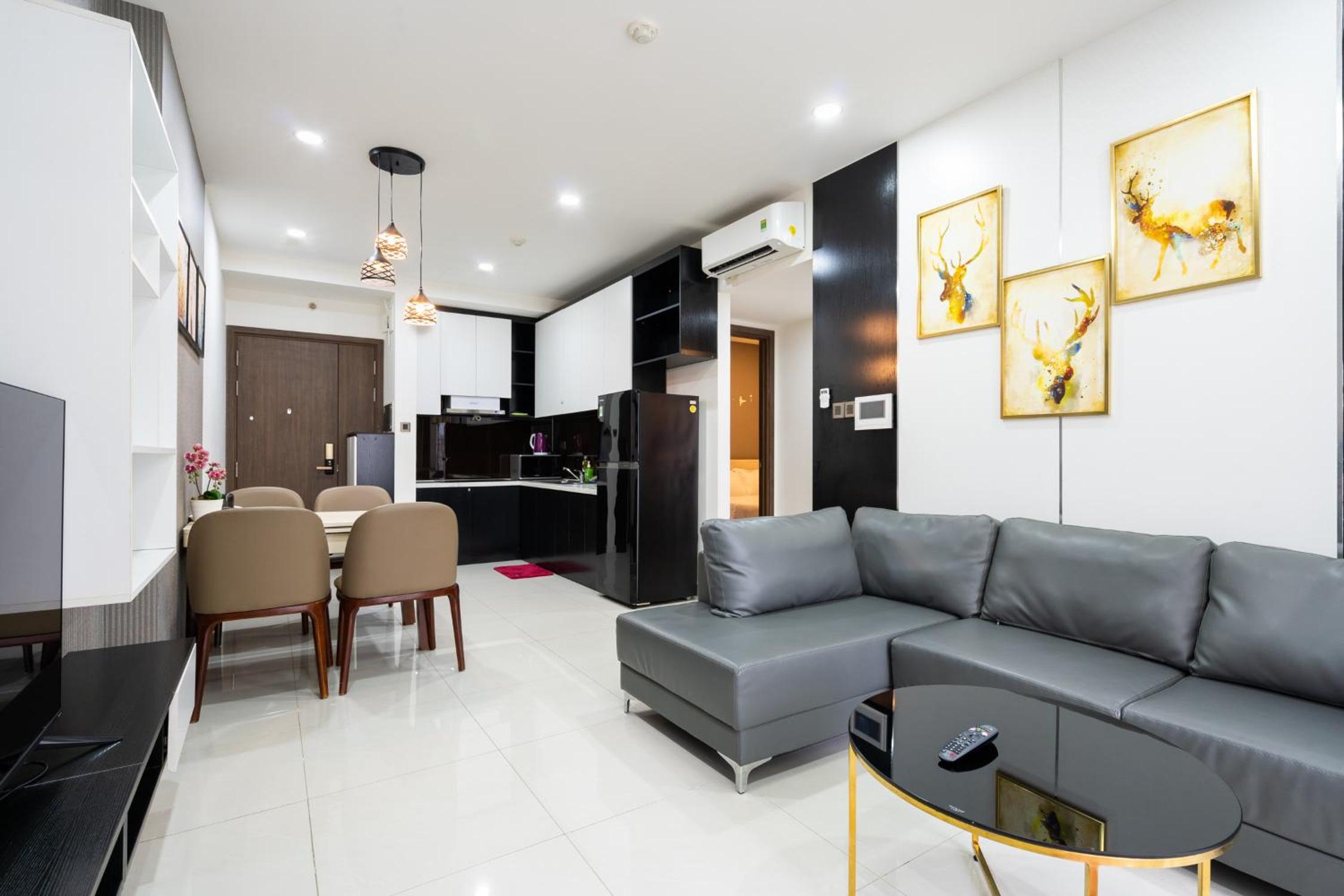 AJ'home - Saigon Royal 5 Star