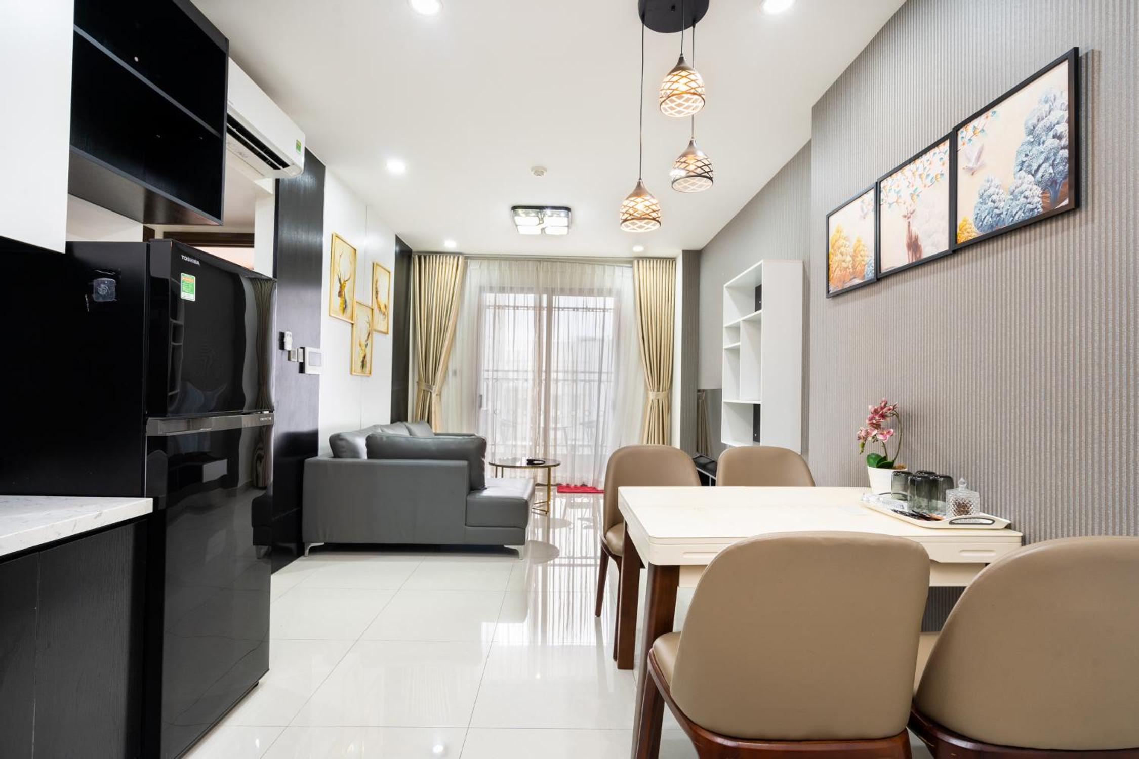 AJ'home - Saigon Royal 5 Star