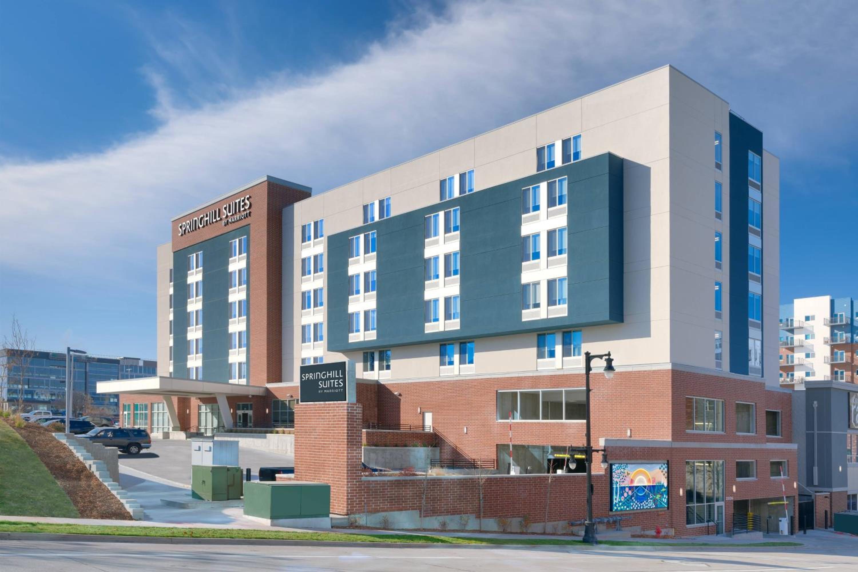 Hotel SpringHill Suites by Marriott Salt Lake City Sugar House - Image 1